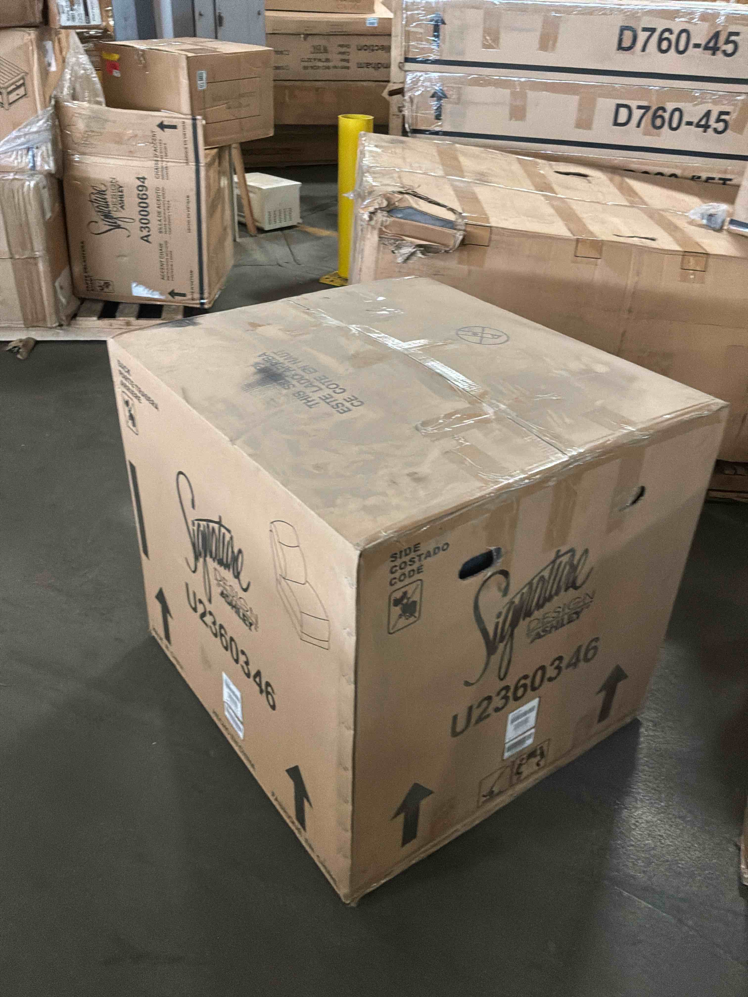 https://s3.amazonaws.com/lotting-images-prod/bidfta/GRA3853625_1778700550719.jpeg