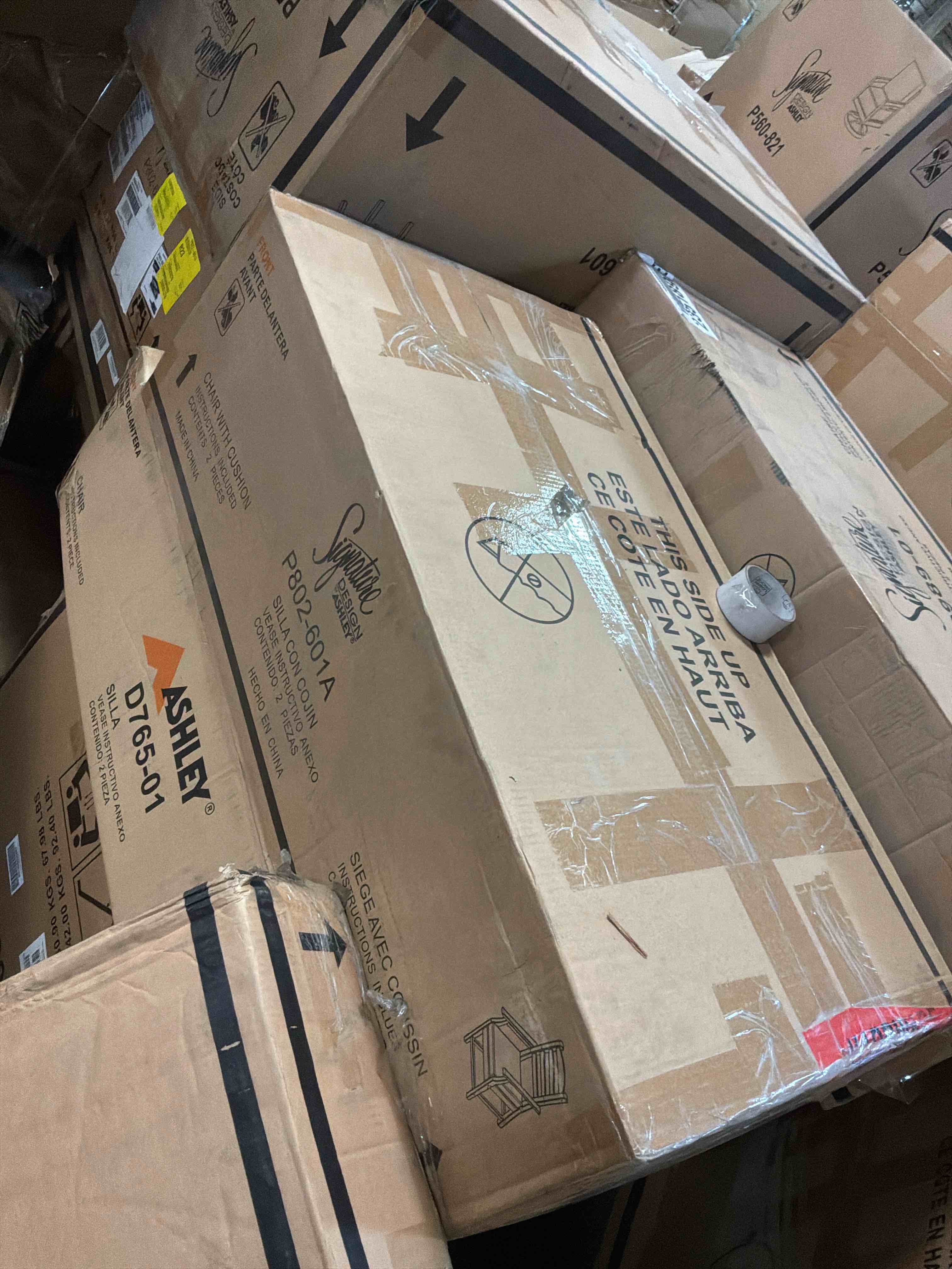 https://s3.amazonaws.com/lotting-images-prod/bidfta/GRA3853628_1778700949313.jpeg