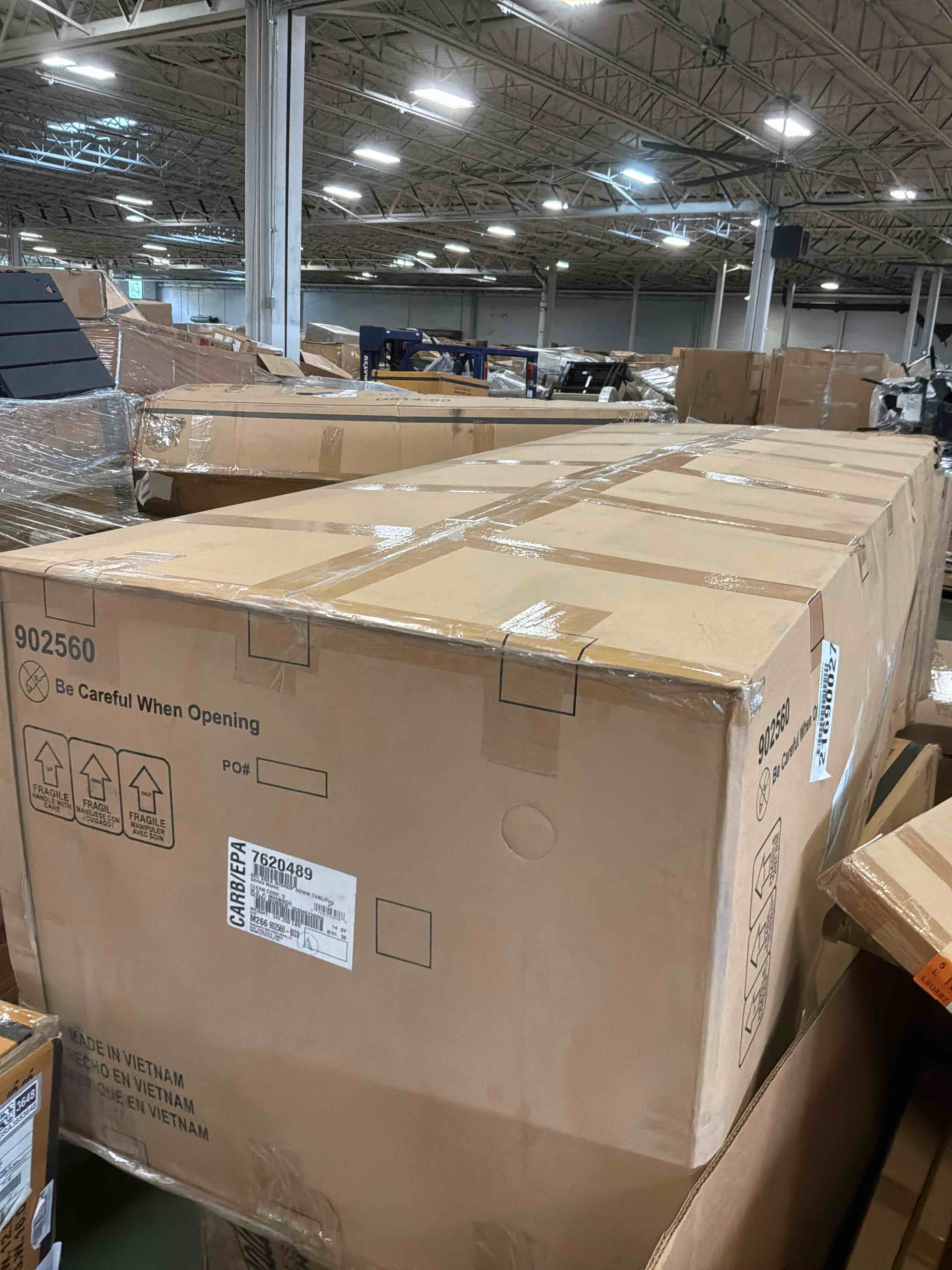 https://s3.amazonaws.com/lotting-images-prod/bidfta/GRA3853649_1778707701326.jpeg