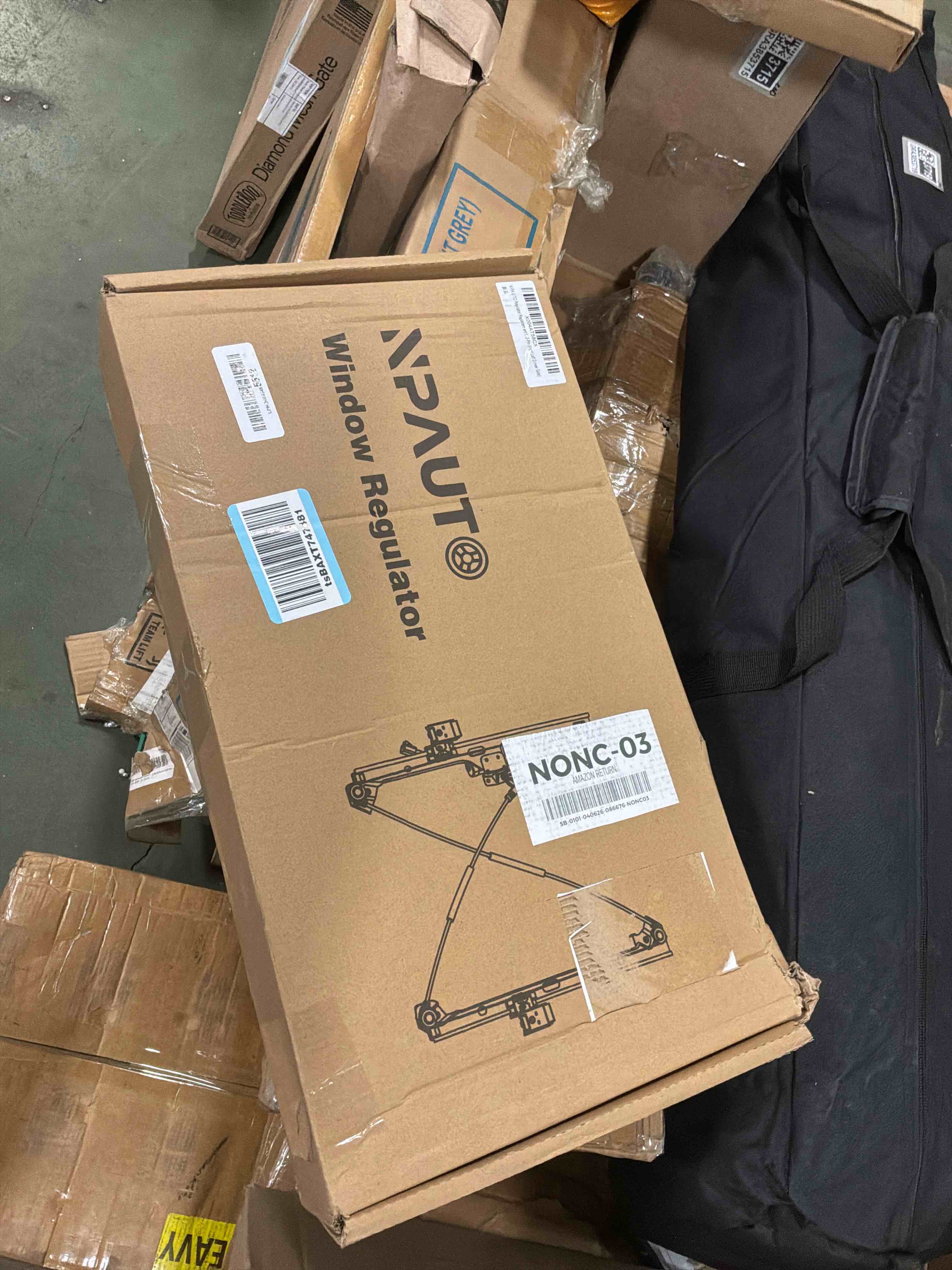 https://s3.amazonaws.com/lotting-images-prod/bidfta/GRA3853732_1778862333437.jpeg