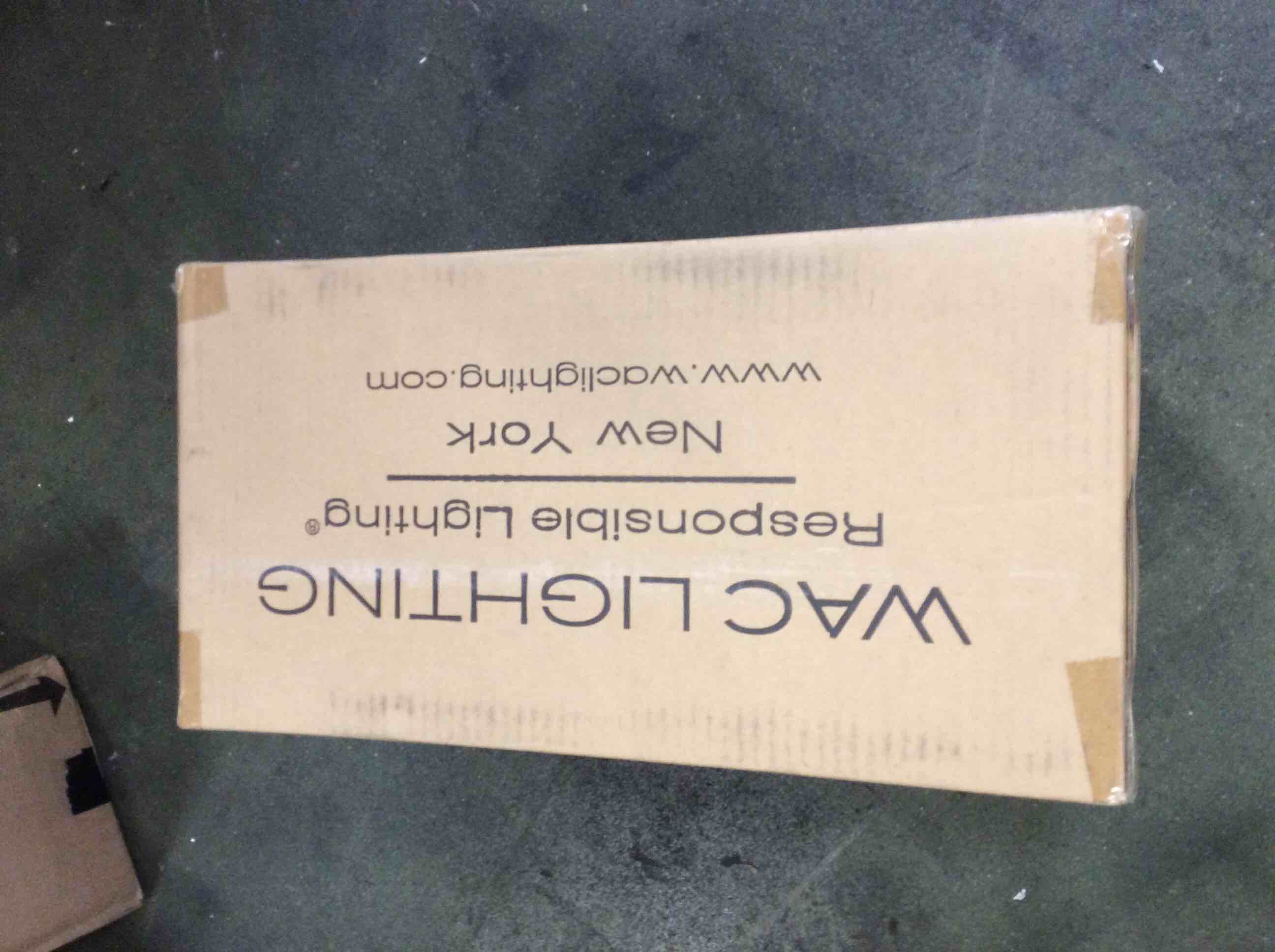 https://s3.amazonaws.com/lotting-images-prod/bidfta/GRA3854384_1780592610921.jpeg