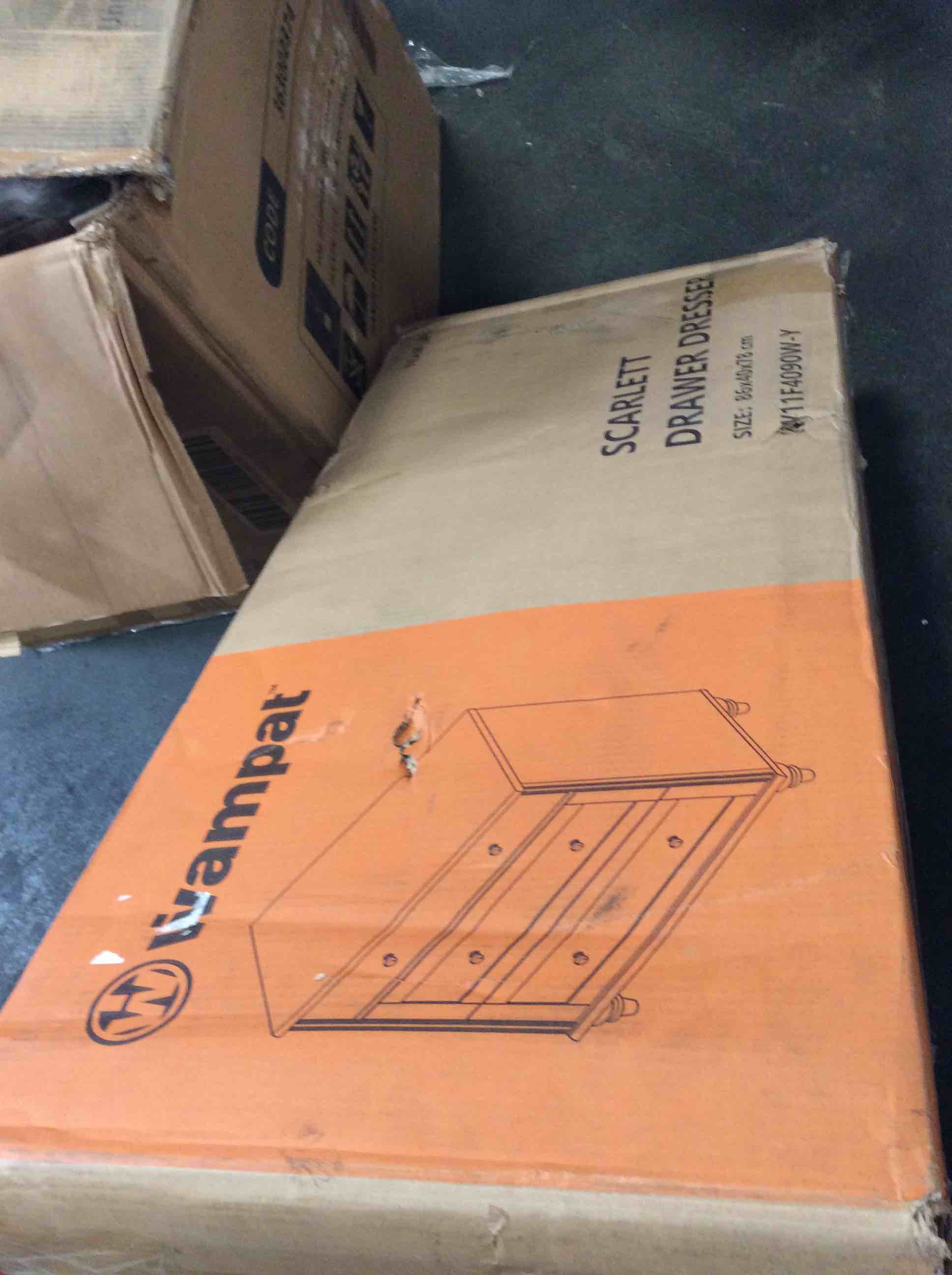 https://s3.amazonaws.com/lotting-images-prod/bidfta/GRA3854389_1780600958730.jpeg