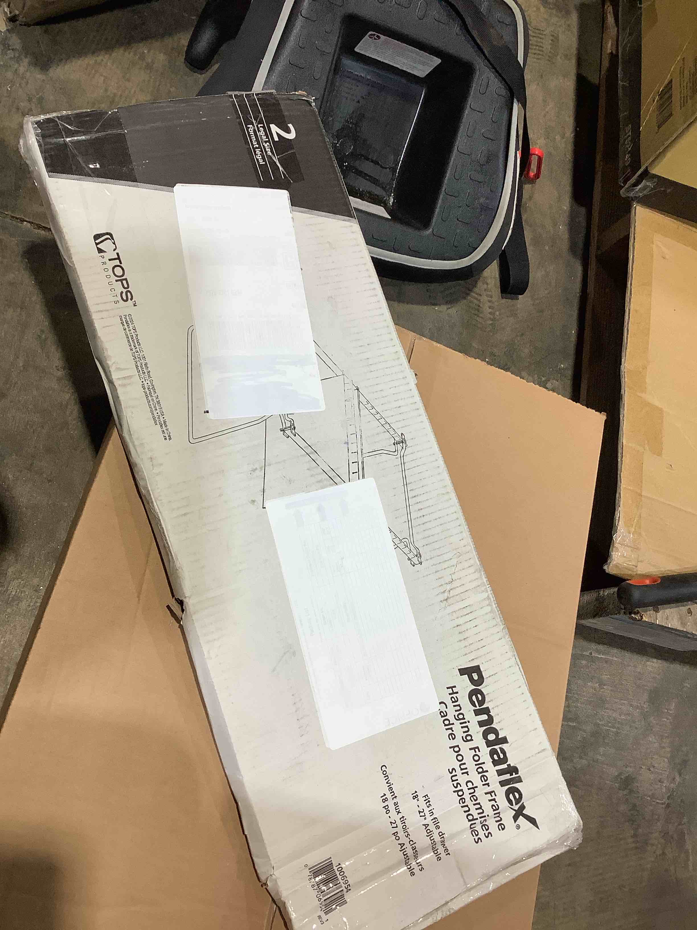 https://s3.amazonaws.com/lotting-images-prod/bidfta/GRA3880150_1777395199897.jpeg