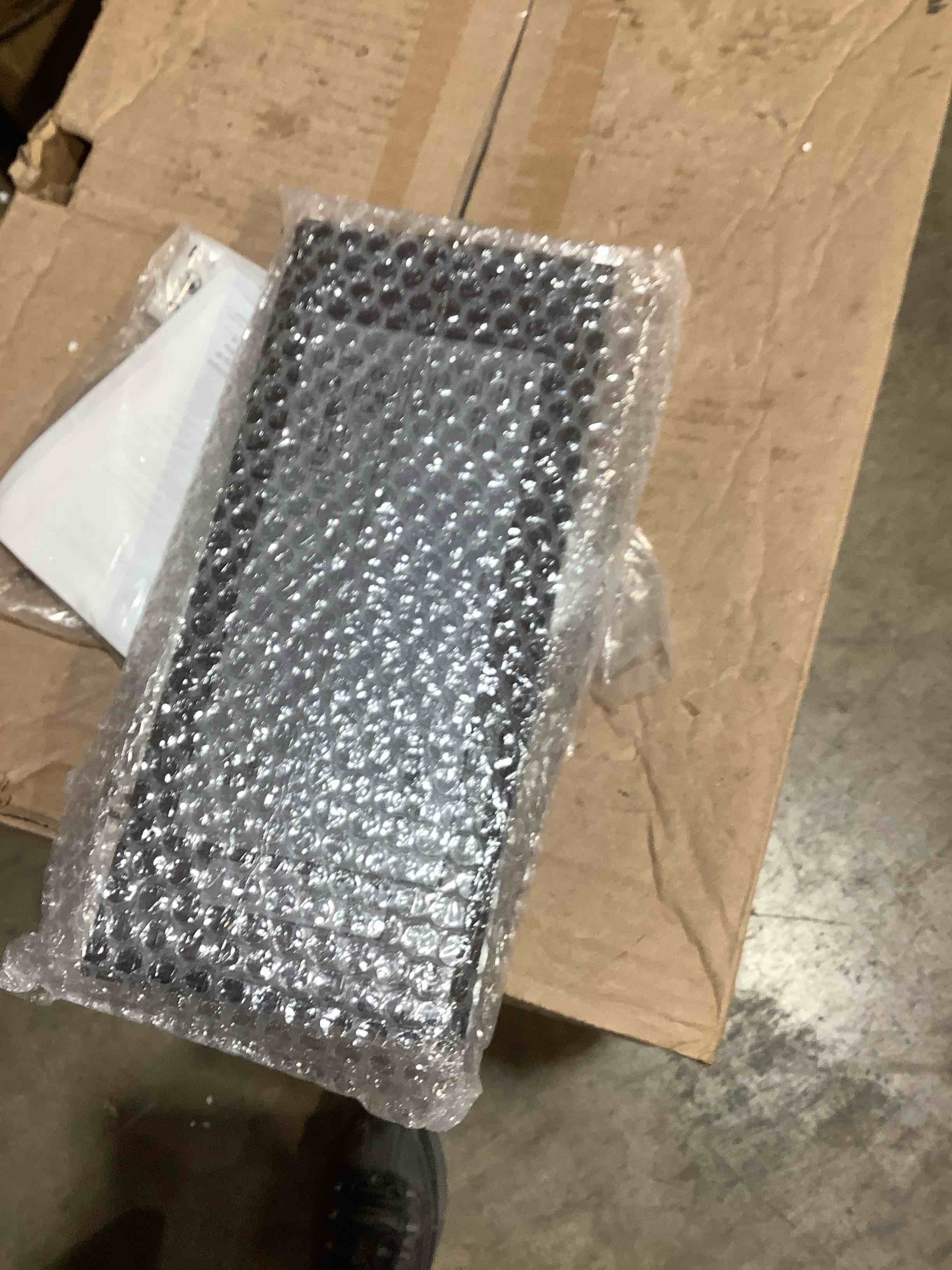 https://s3.amazonaws.com/lotting-images-prod/bidfta/GRA3880278_1777489726706.jpeg