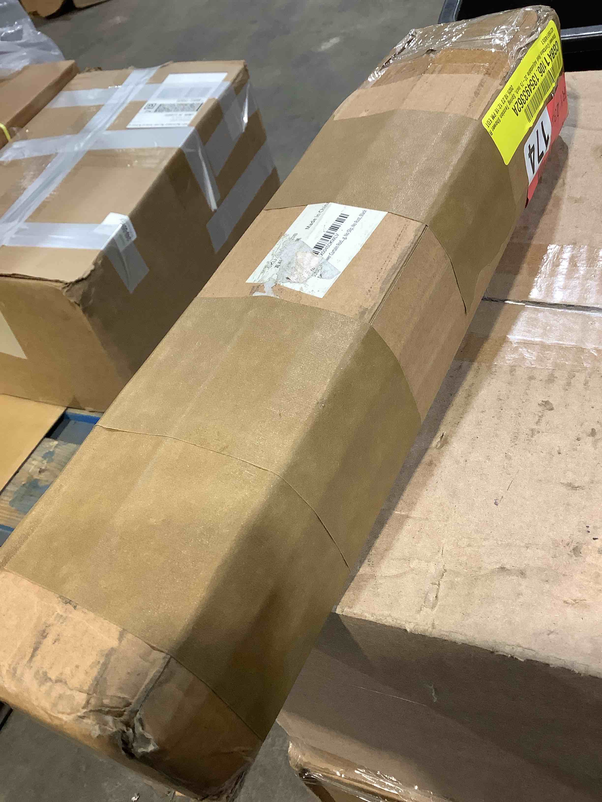 https://s3.amazonaws.com/lotting-images-prod/bidfta/GRA3880481_1778000721525.jpeg