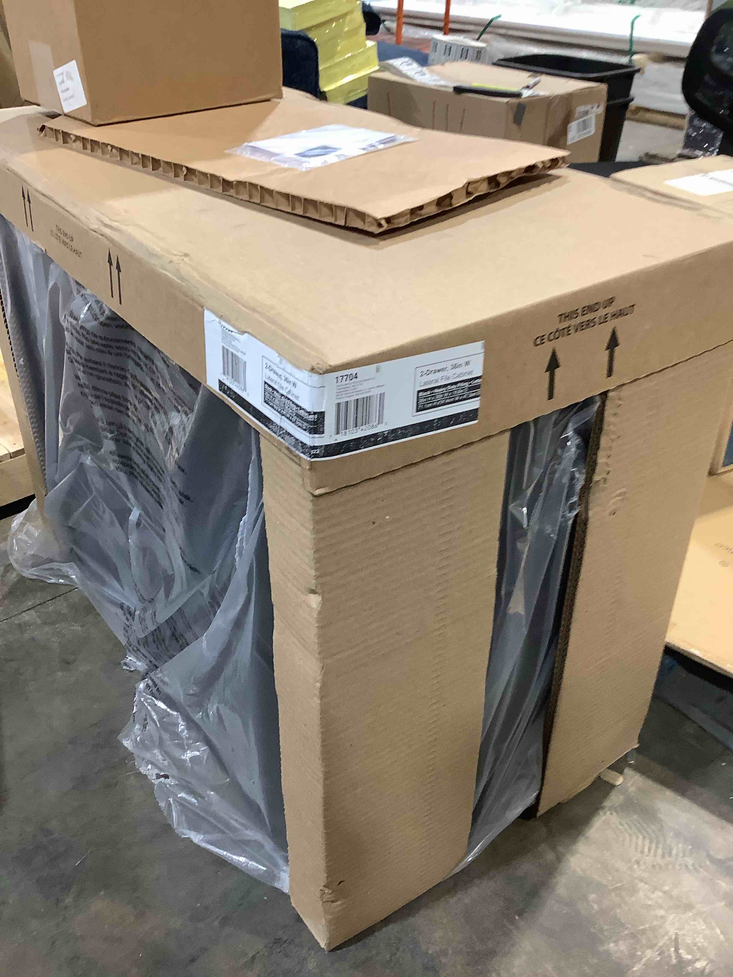 https://s3.amazonaws.com/lotting-images-prod/bidfta/GRA3880510_1777925134291.jpeg