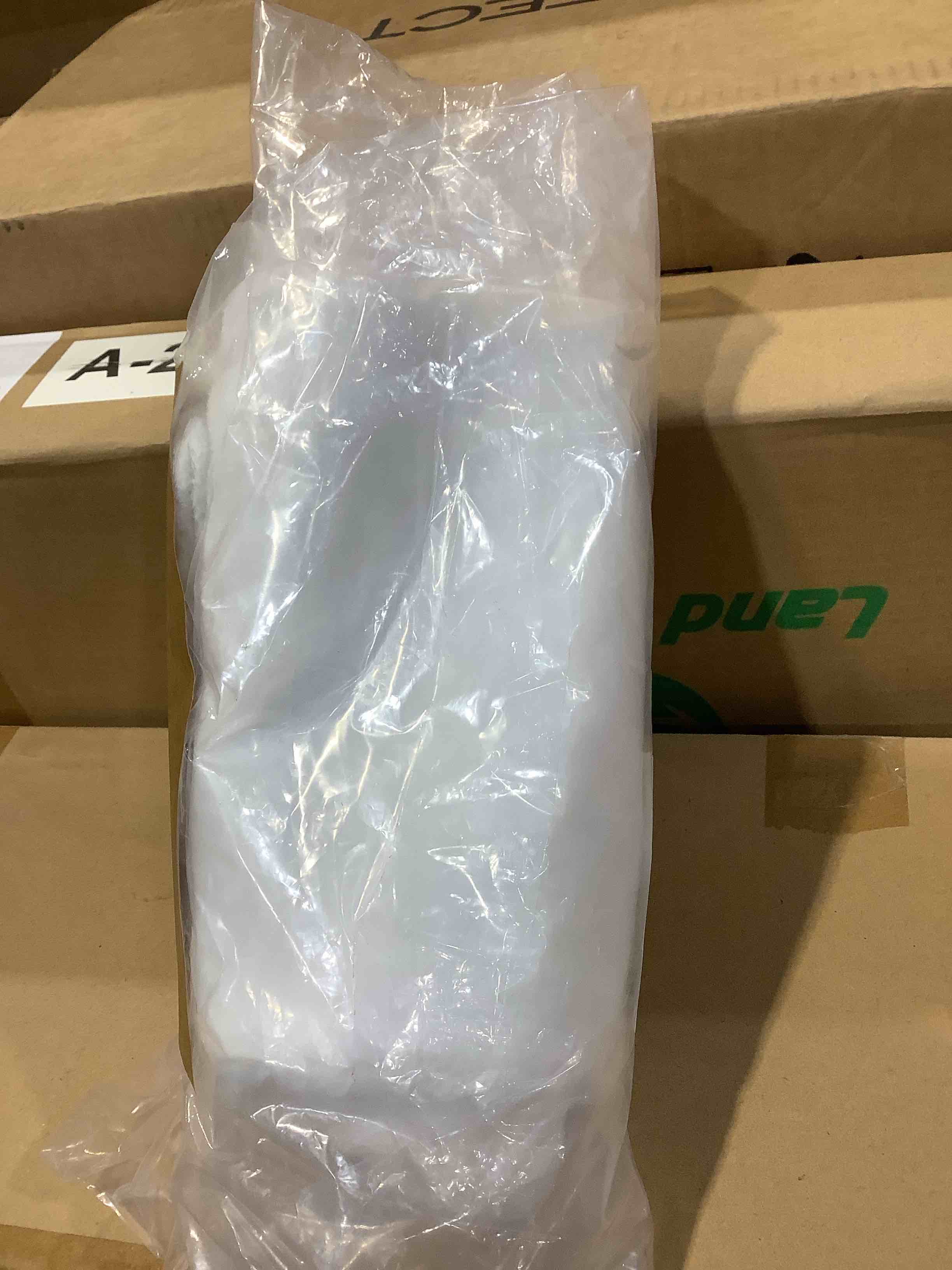 https://s3.amazonaws.com/lotting-images-prod/bidfta/GRA3880632_1778085907079.jpeg