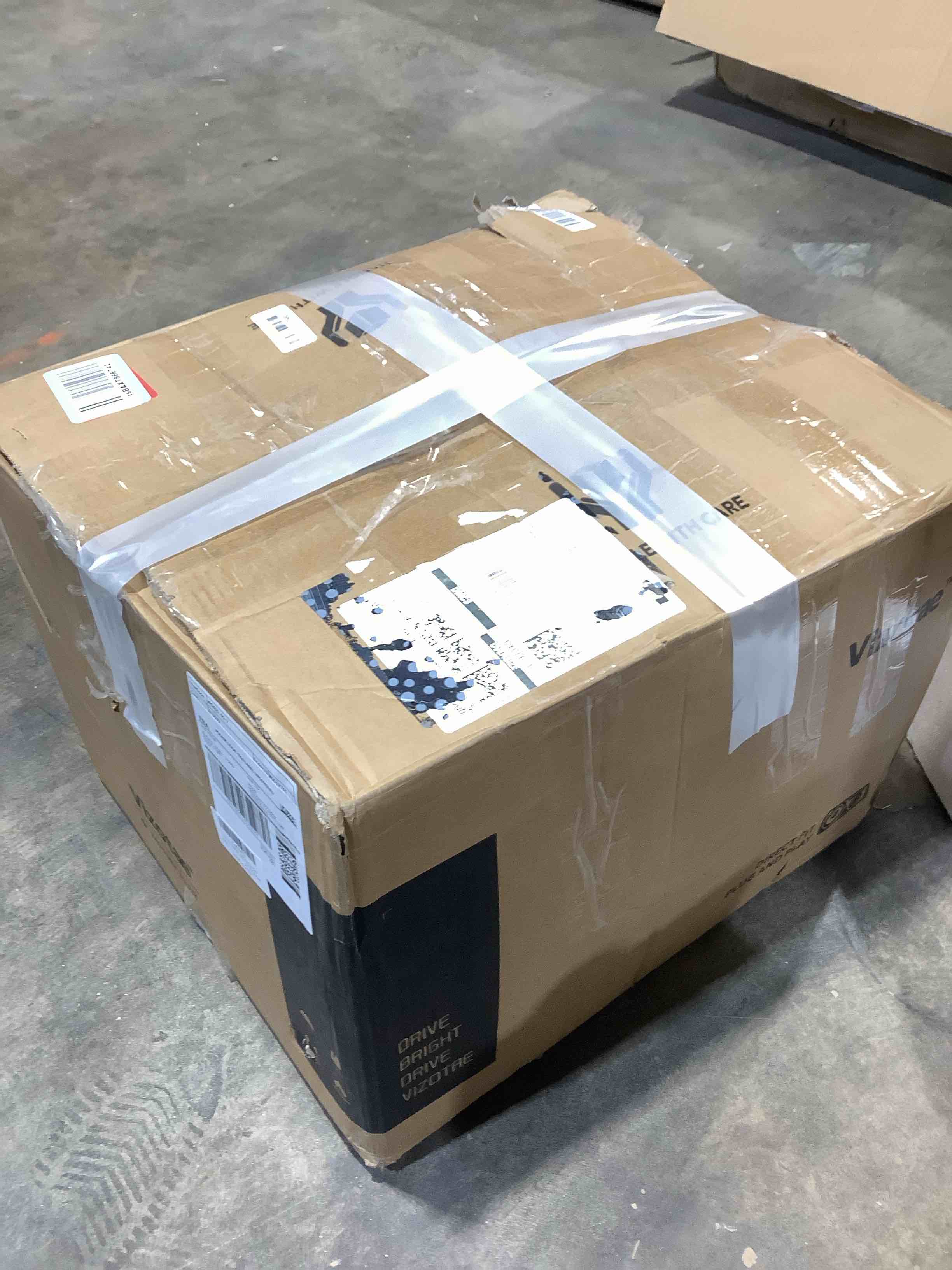 https://s3.amazonaws.com/lotting-images-prod/bidfta/GRA3880711_1778090829771.jpeg