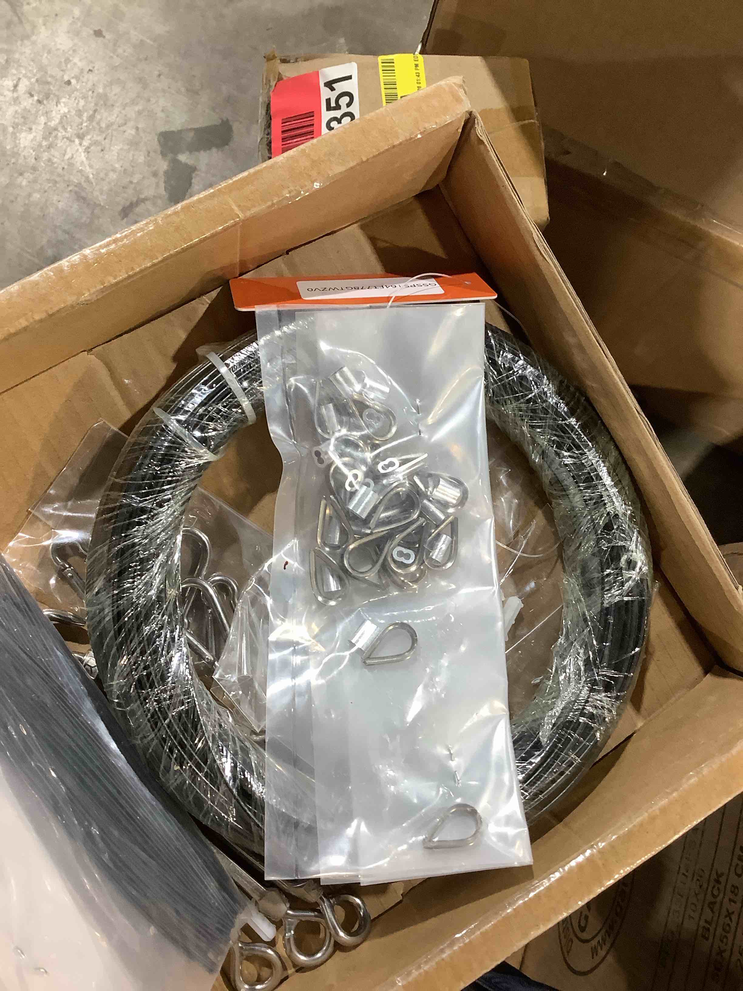 Condition photo showing New/Like New for vevor vinyl coated wire rope kit, 3/32 cable through 