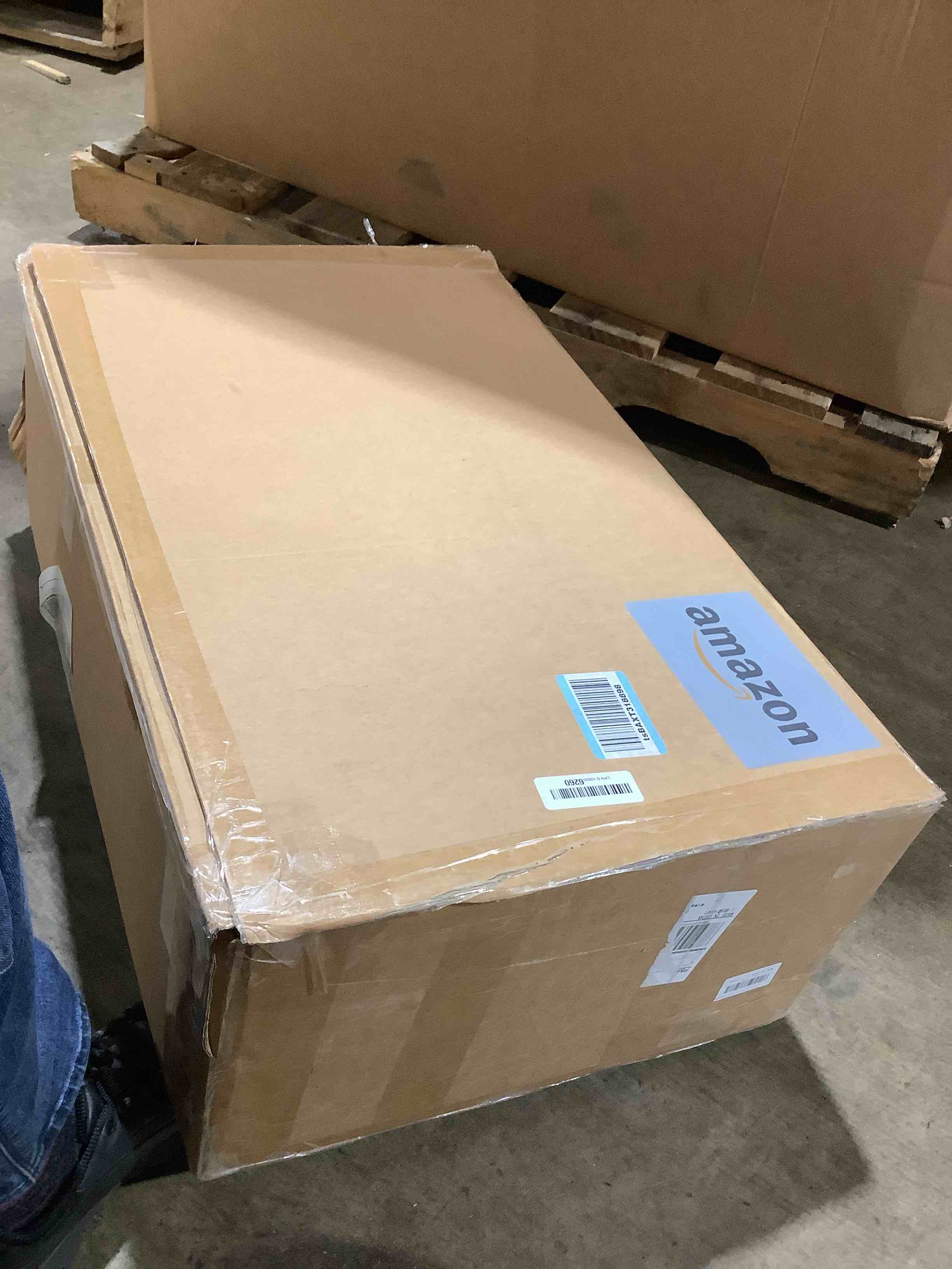 https://s3.amazonaws.com/lotting-images-prod/bidfta/GRA3881696_1779910438451.jpeg