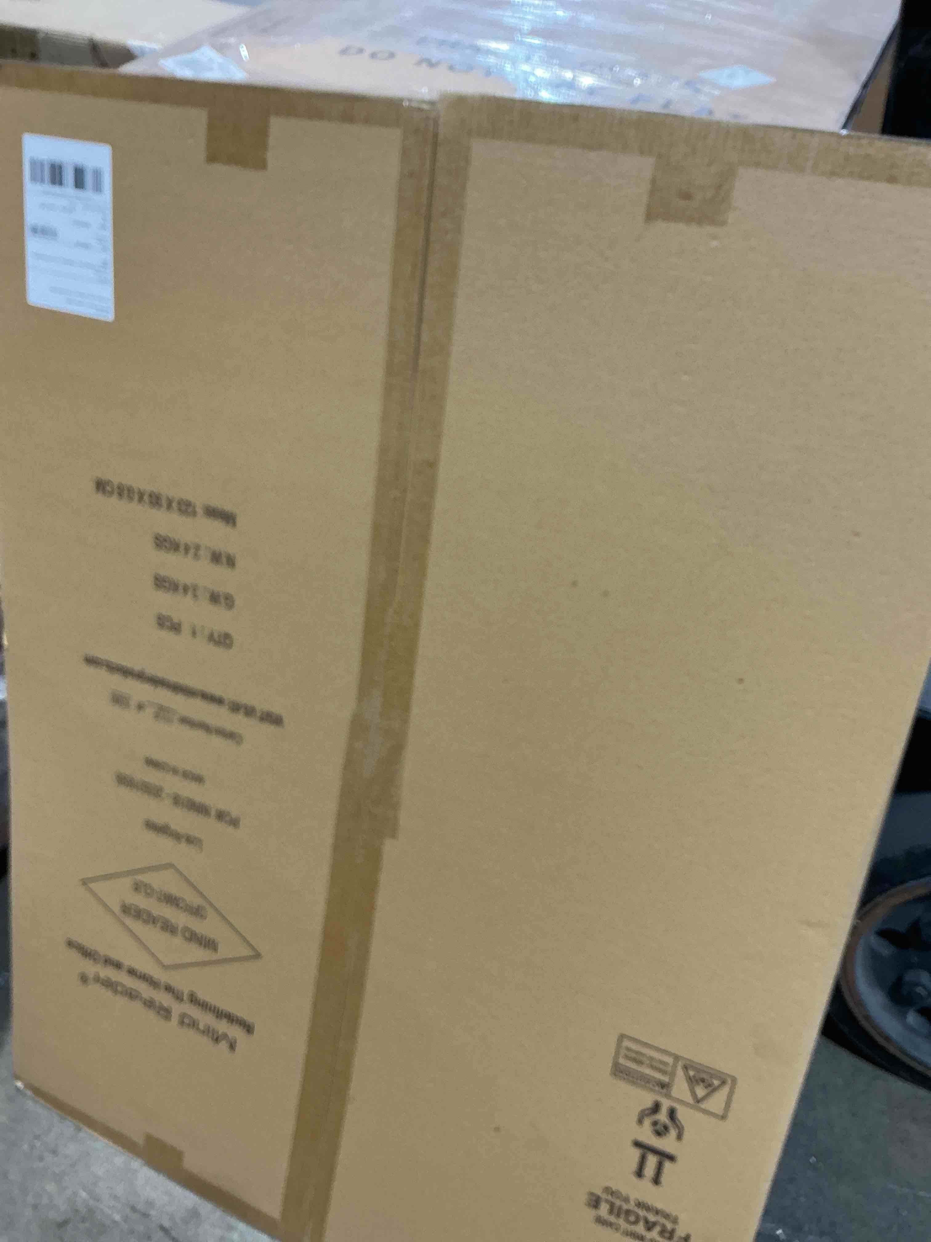 https://s3.amazonaws.com/lotting-images-prod/bidfta/GRA3882155_1780666282367.jpeg