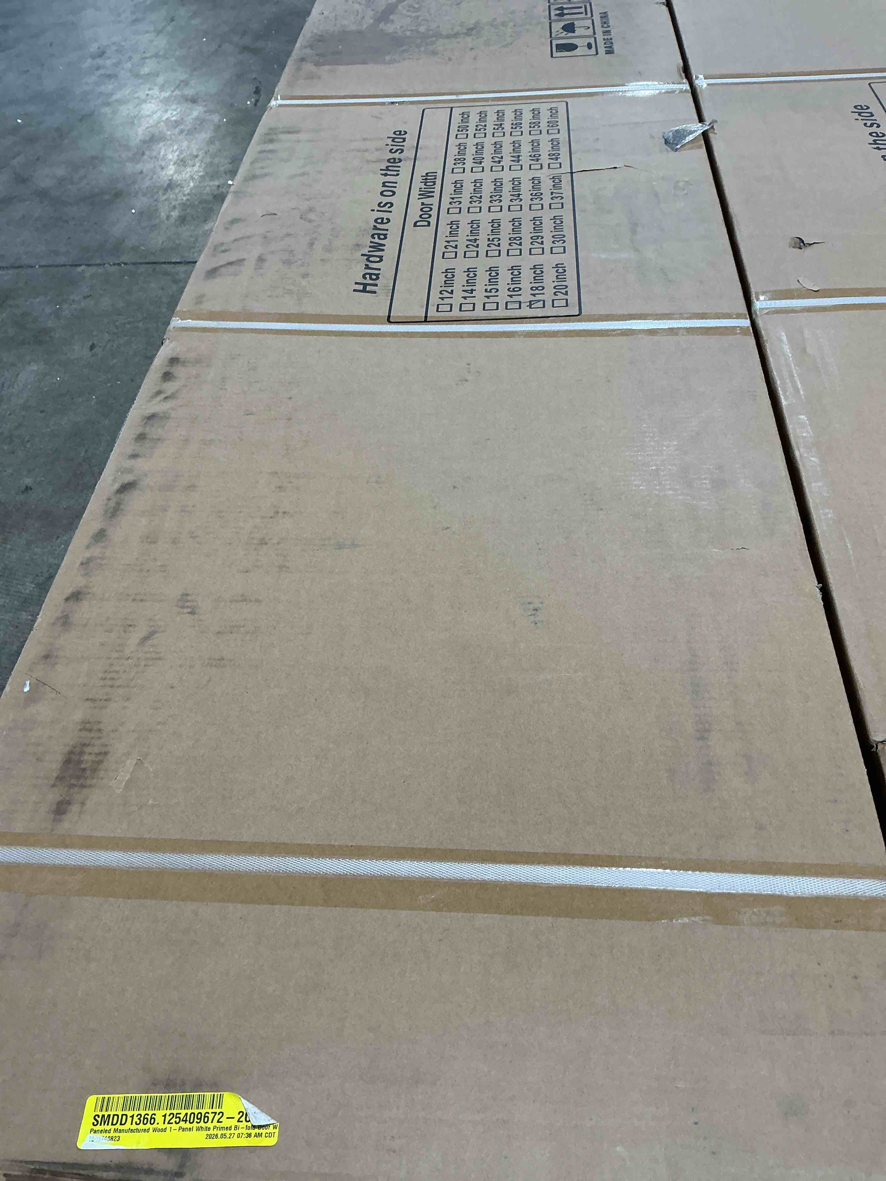 Condition photo showing New/Like New for smartstandard bfdp 18-in bifold closet door kit