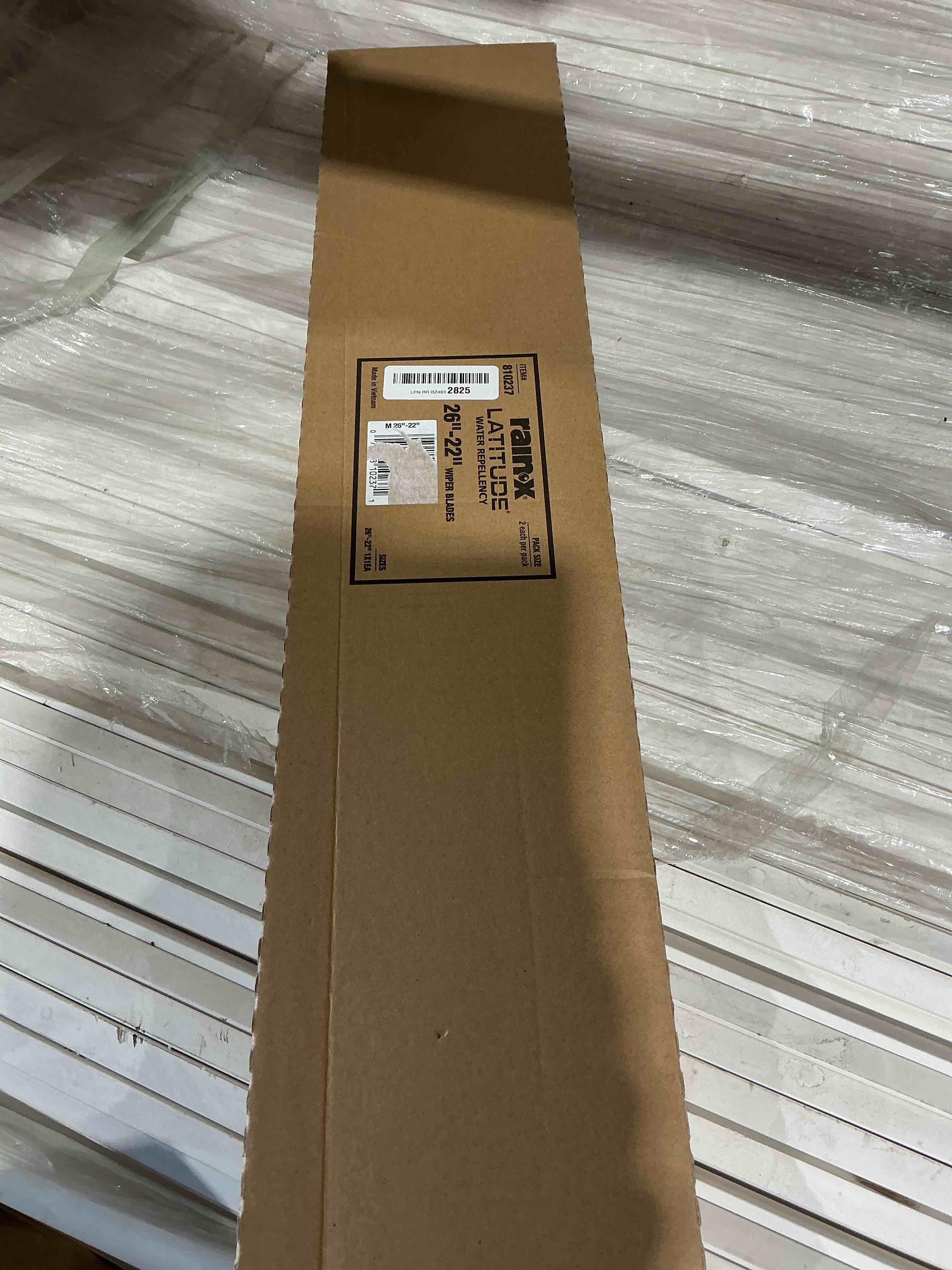 Condition photo showing New/Like New for rain-x 810237 latitude 2-in-1 water repellent wiper blades, 26" and 22" windshield wipers (pack of 2), automotive replacement windshield wiper blades with patented rain-x water repellency formula