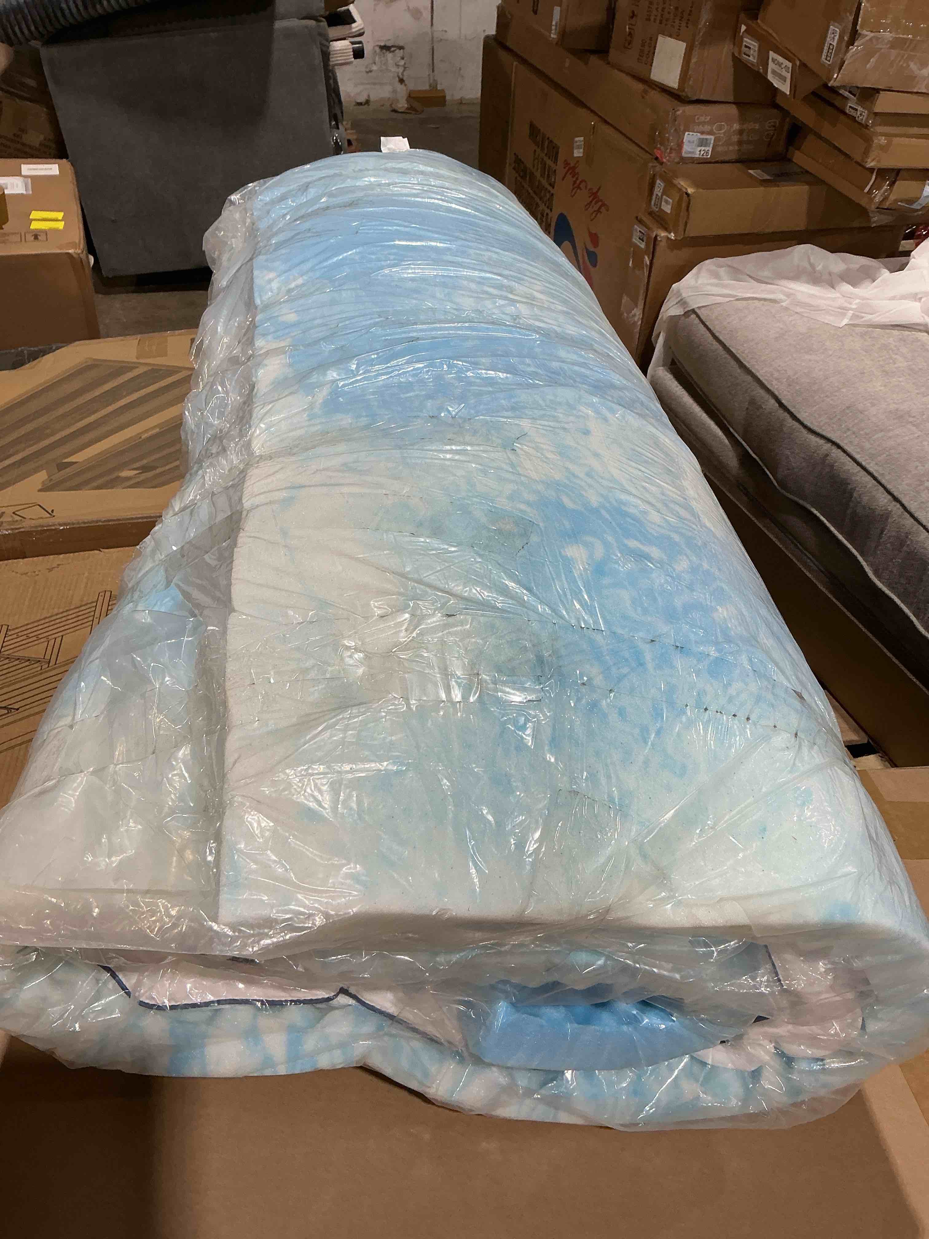 Condition photo showing Good Condition for dual layer 4 inch memory foam mattress topper queen, 2 inch cooling gel memory foam and 2 inch soft pillow top mattress pad cover for back pain relief, with elastic 21" deep pocket