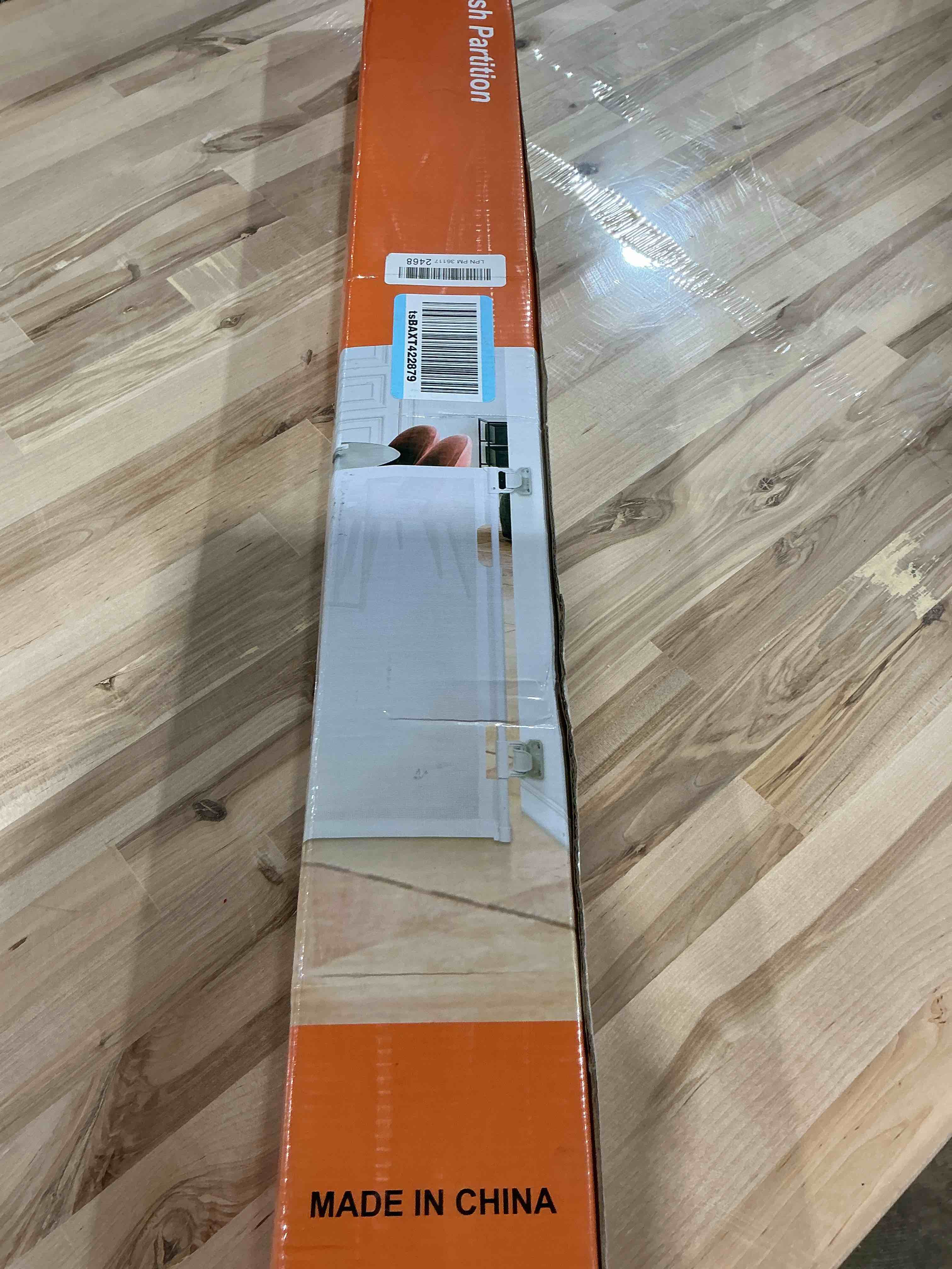 Condition photo showing Good Condition for reinforced 55" wide retractable baby gates with reinforced strips, indoor/outdoor retractable dog gate for doorway prevent bottom drilling through, no bottom bar safety mesh baby gate for stair, black black 33" tall x 55" wide? with reinforced bar ?