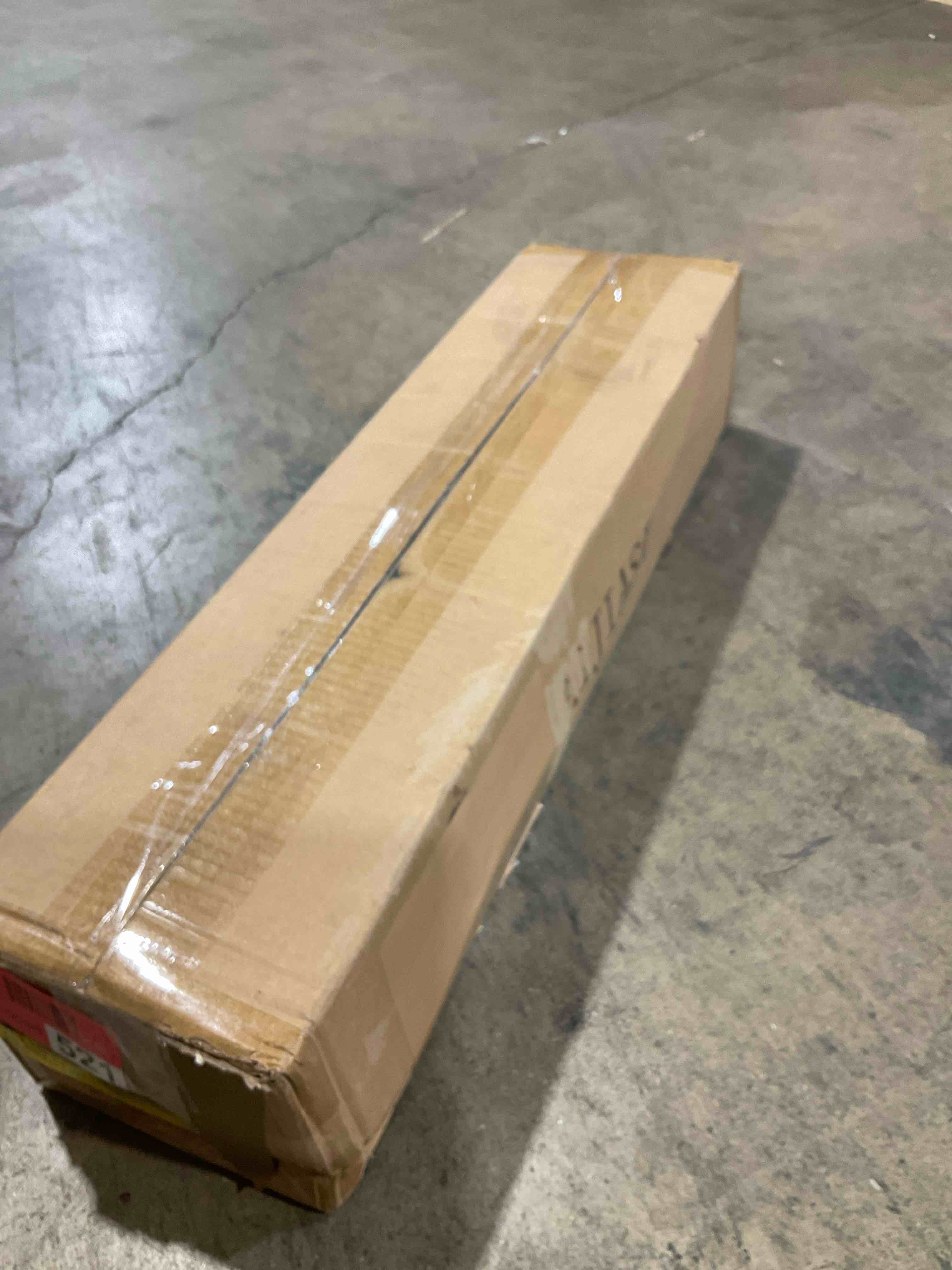 https://s3.amazonaws.com/lotting-images-prod/bidfta/GRA3883062_1779396707034.jpeg