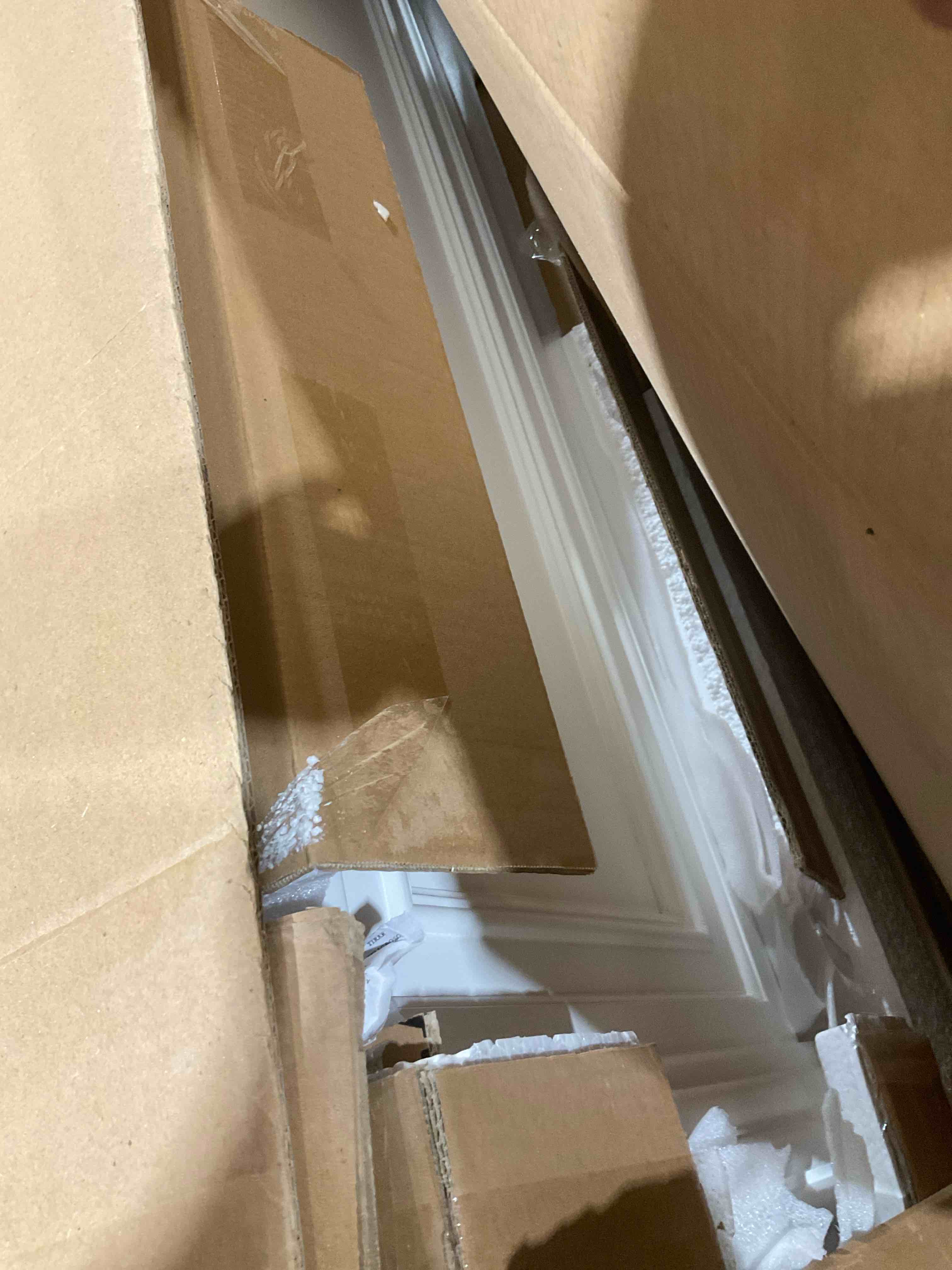 https://s3.amazonaws.com/lotting-images-prod/bidfta/GRA3883121_1779473367551.jpeg