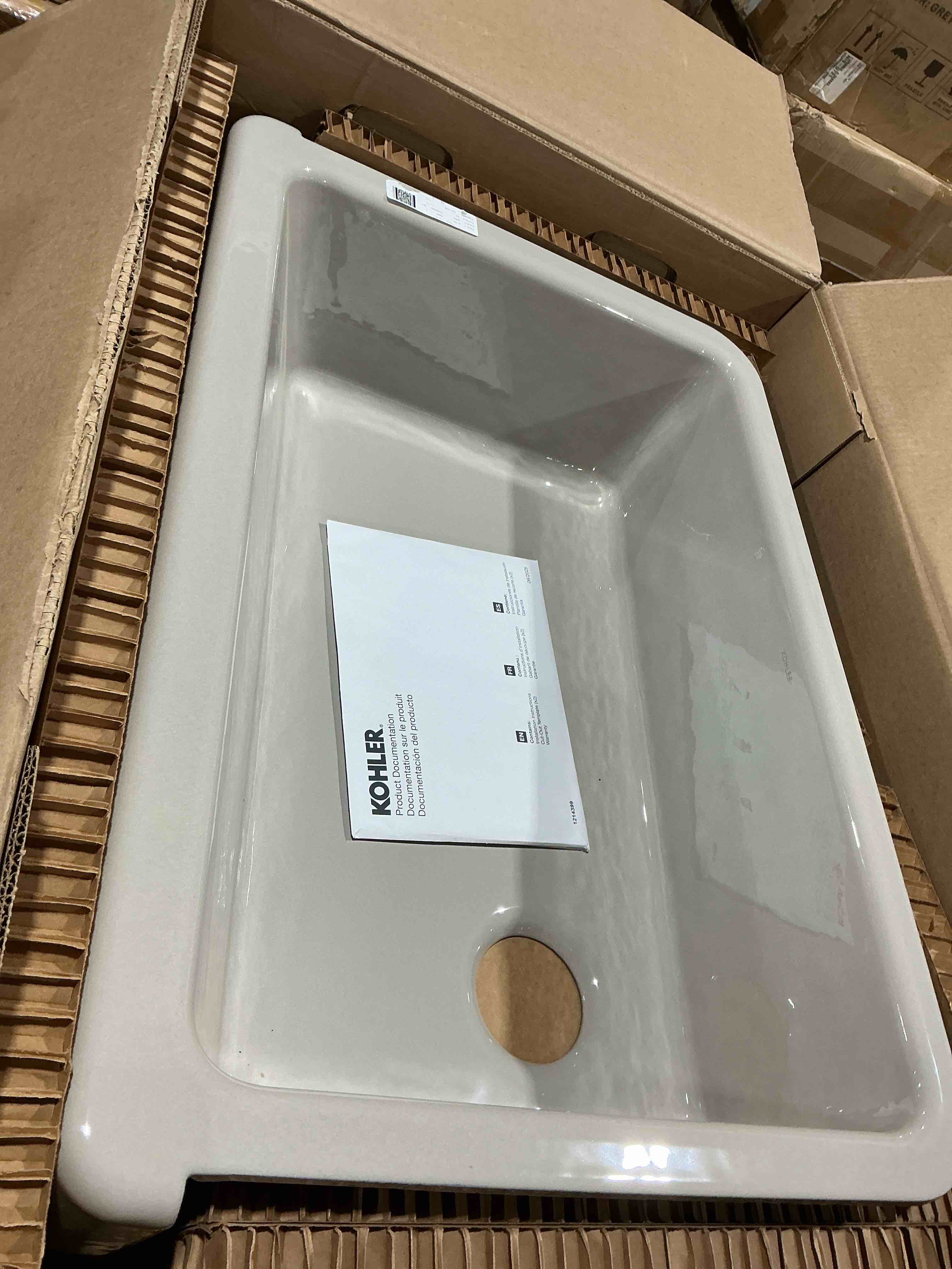 https://s3.amazonaws.com/lotting-images-prod/bidfta/GRA3883161_1779804924706.jpeg