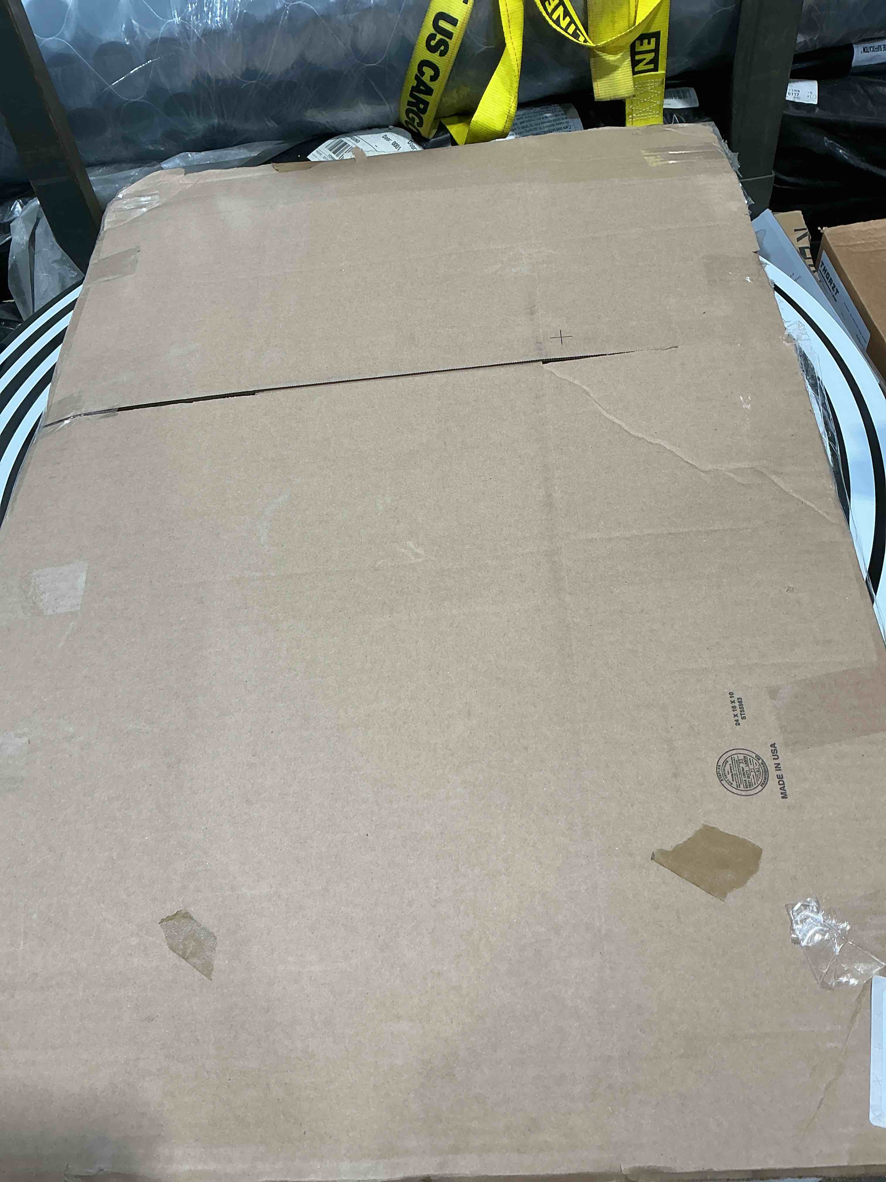 https://s3.amazonaws.com/lotting-images-prod/bidfta/GRA3883209_1779827815837.jpeg