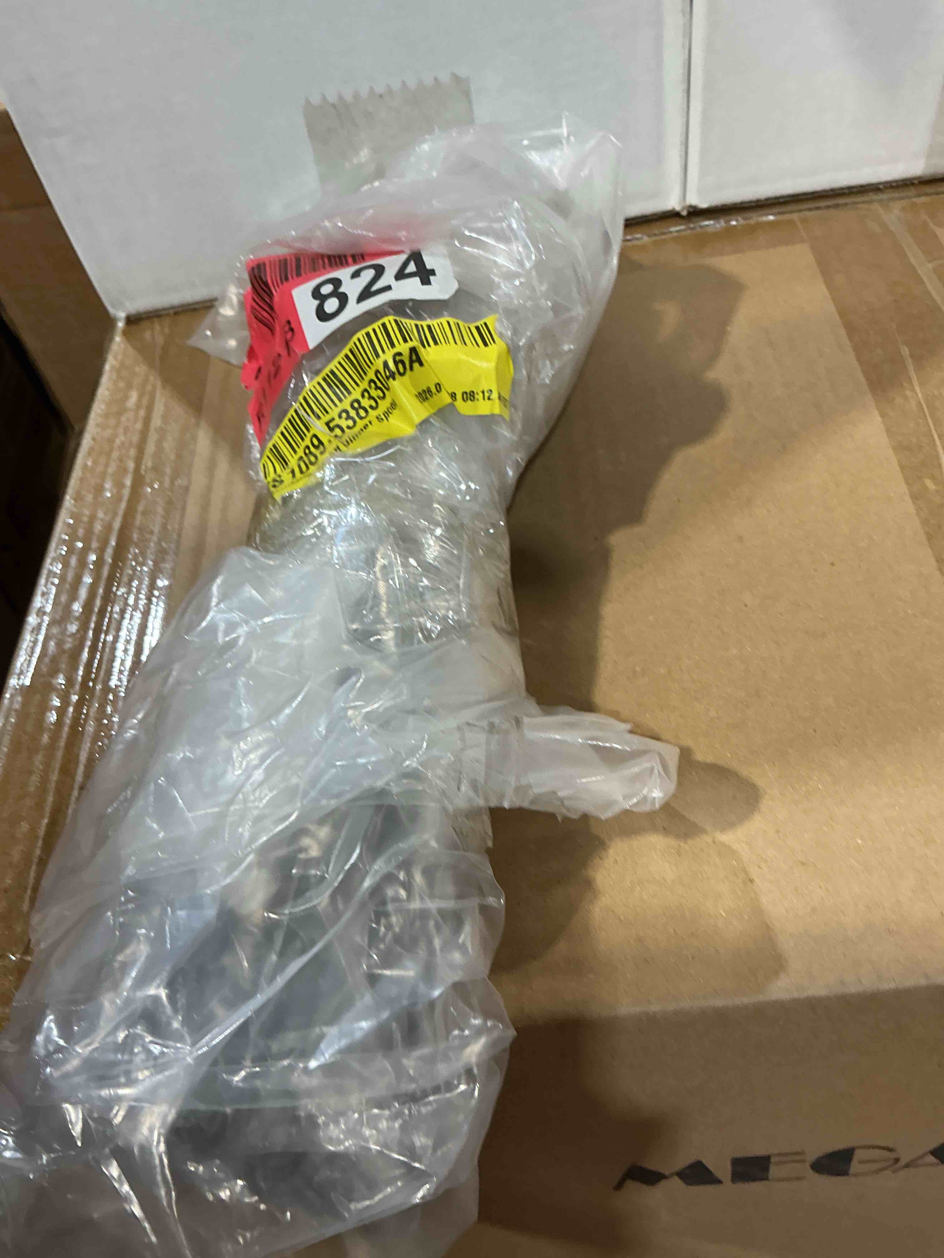 https://s3.amazonaws.com/lotting-images-prod/bidfta/GRA3883214_1779832124226.jpeg