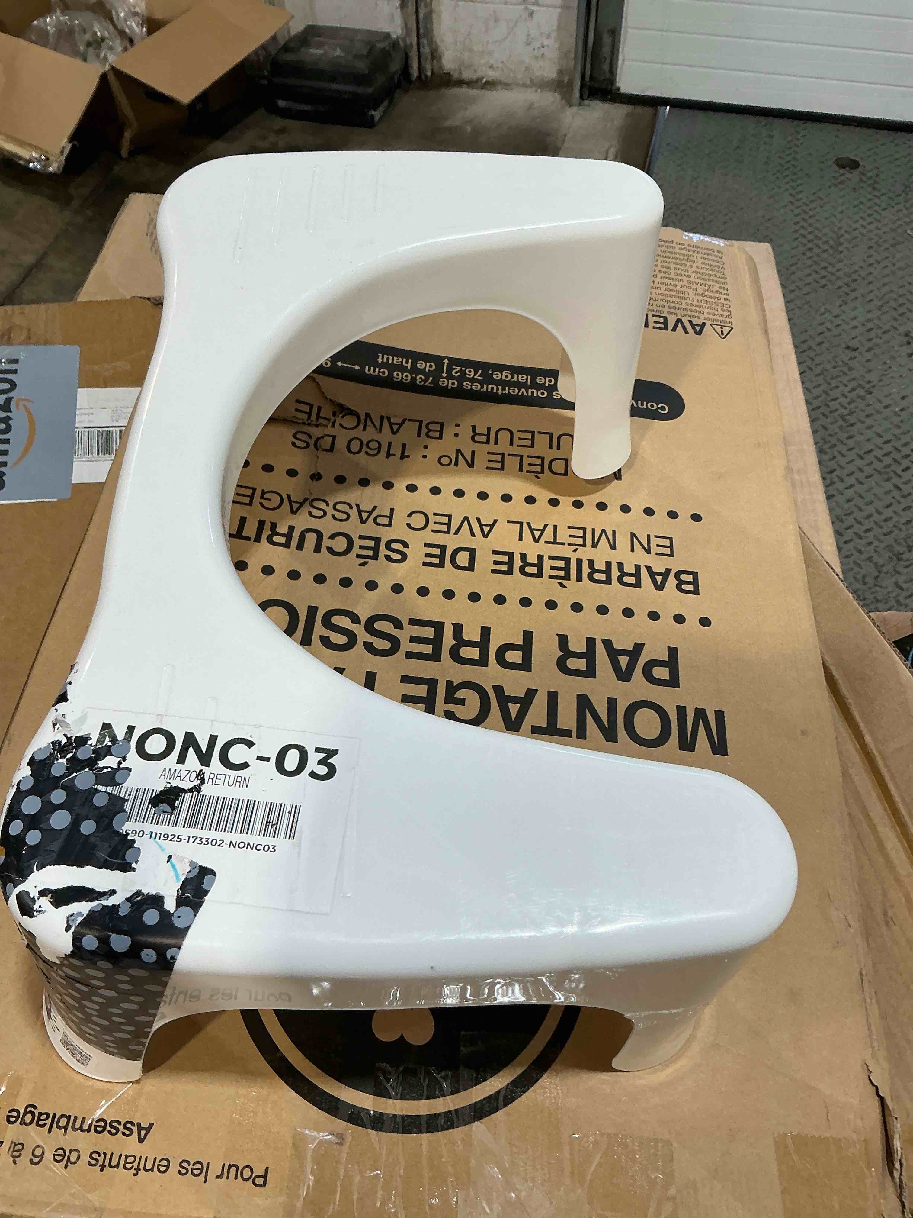 Condition photo showing Good Condition for squatty potty simple curve bathroom toilet stool 7" white