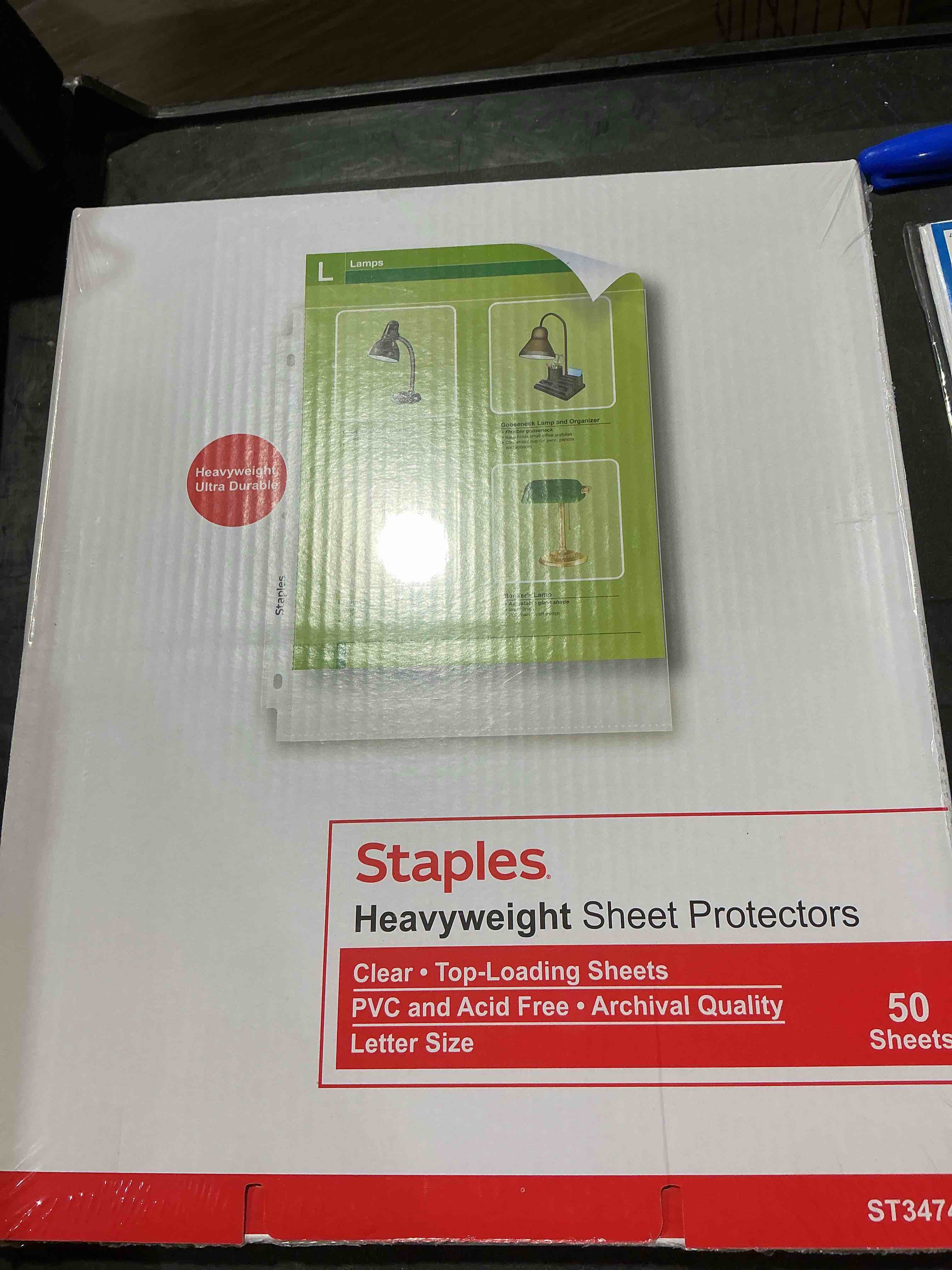Condition photo showing New/Like New for staples heavyweight sheet protectors, clear, letter size, top-loading durable document protectors for 3-ring binders, 300 pack