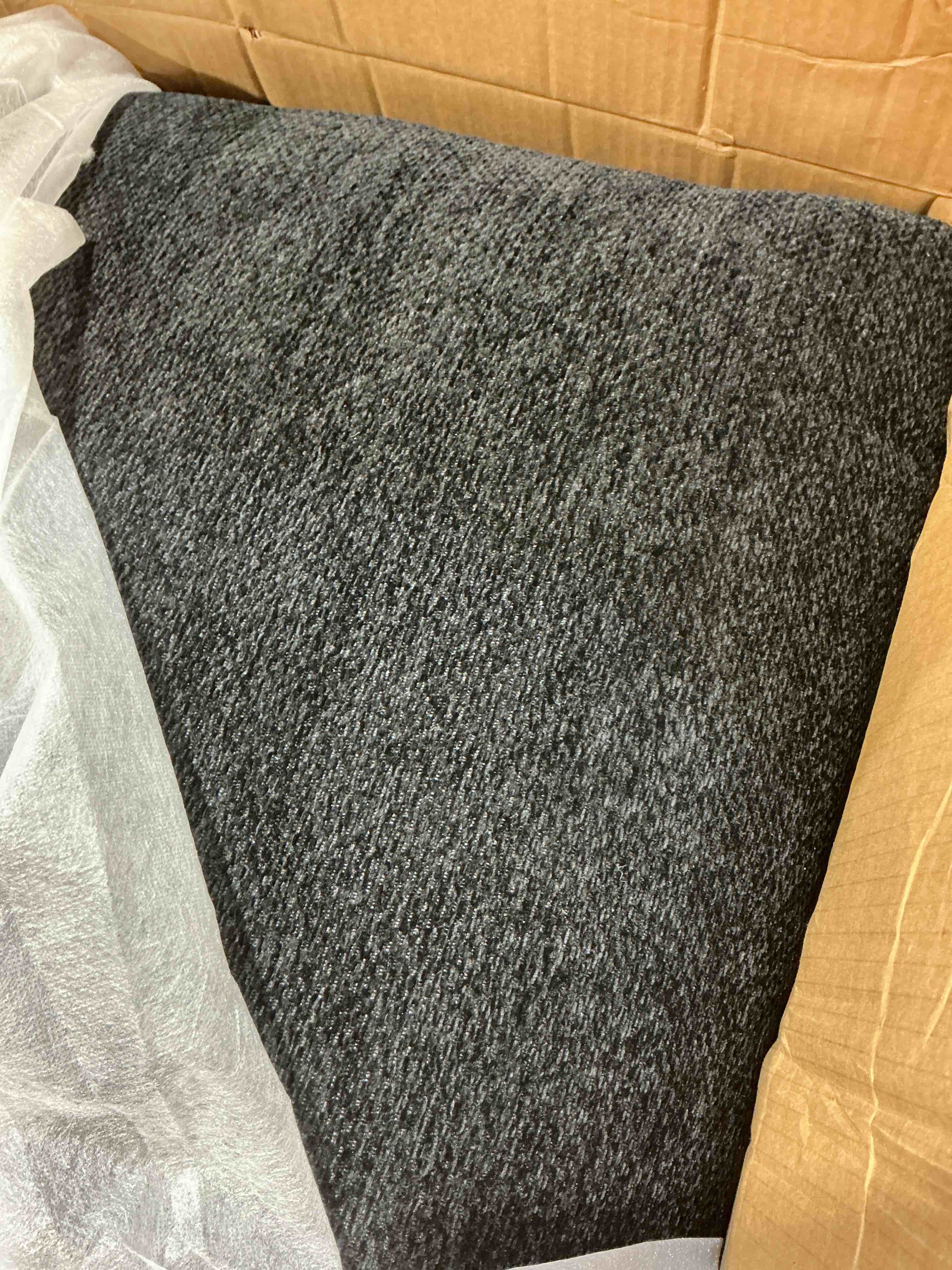 Condition photo showing New/Like New for kessi slipcovered armless chair