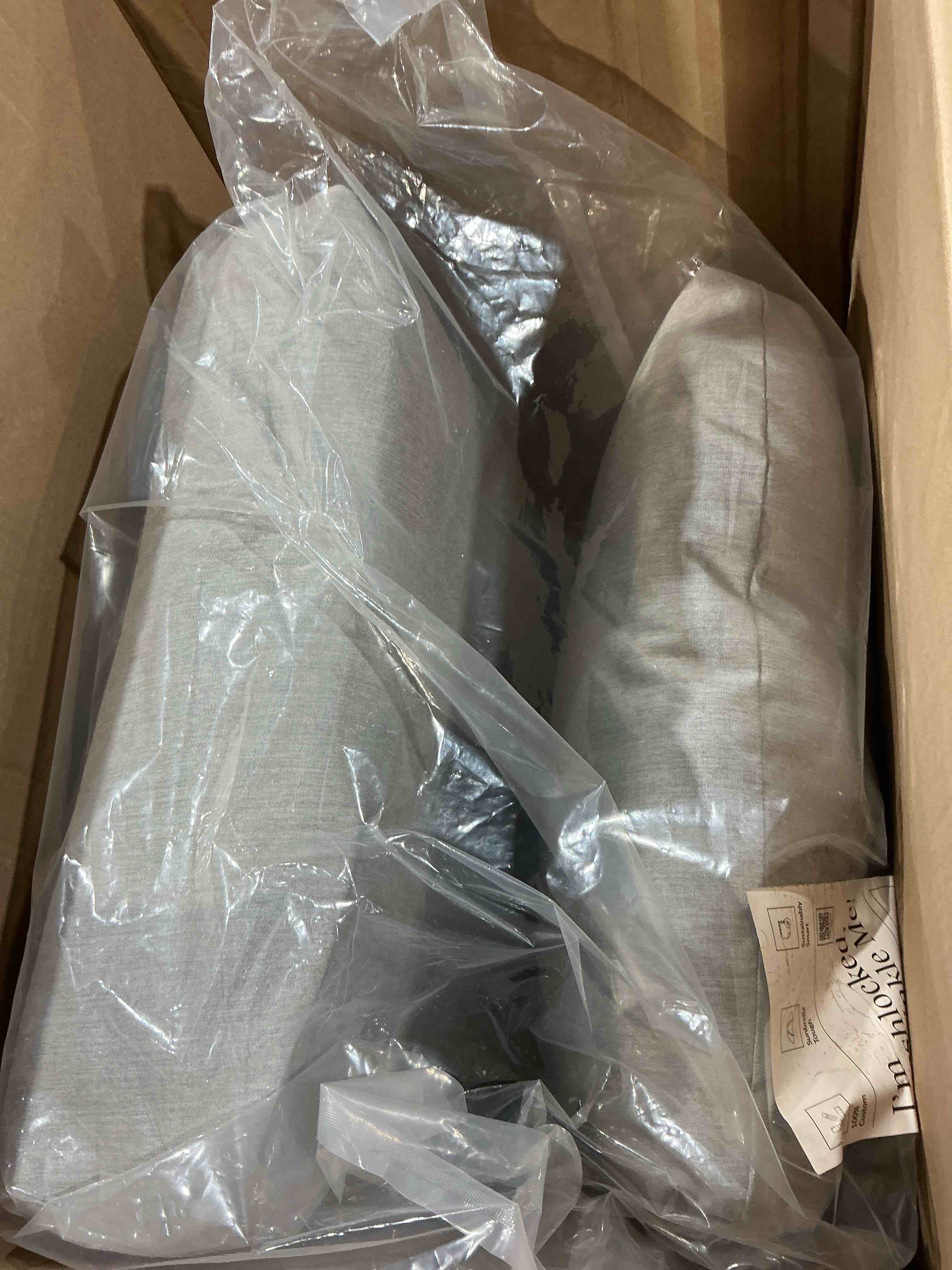 Condition photo showing Good Condition for amala sunbrella® outdoor deep