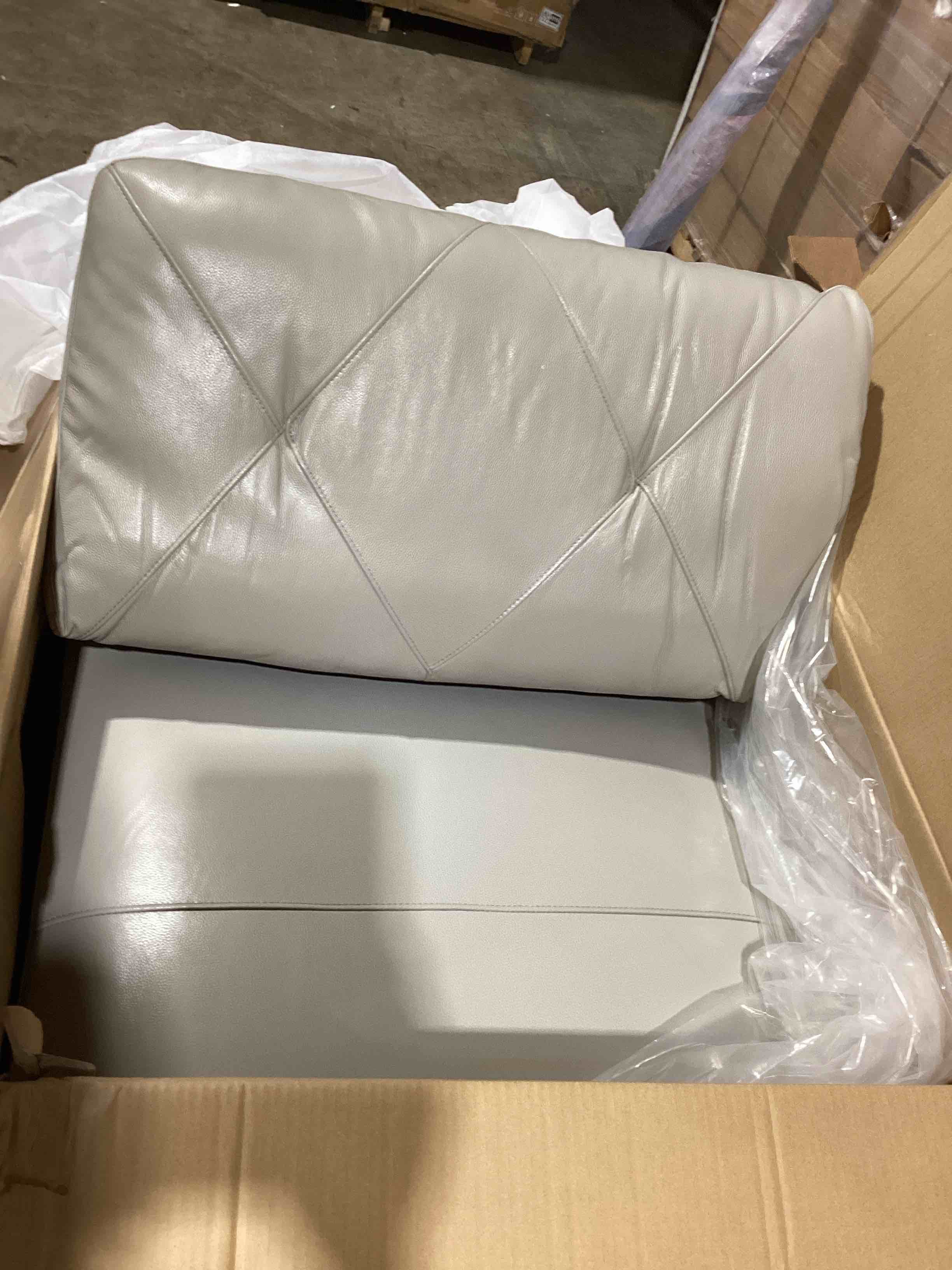 https://s3.amazonaws.com/lotting-images-prod/bidfta/GRA3884954_1784664079098.jpeg