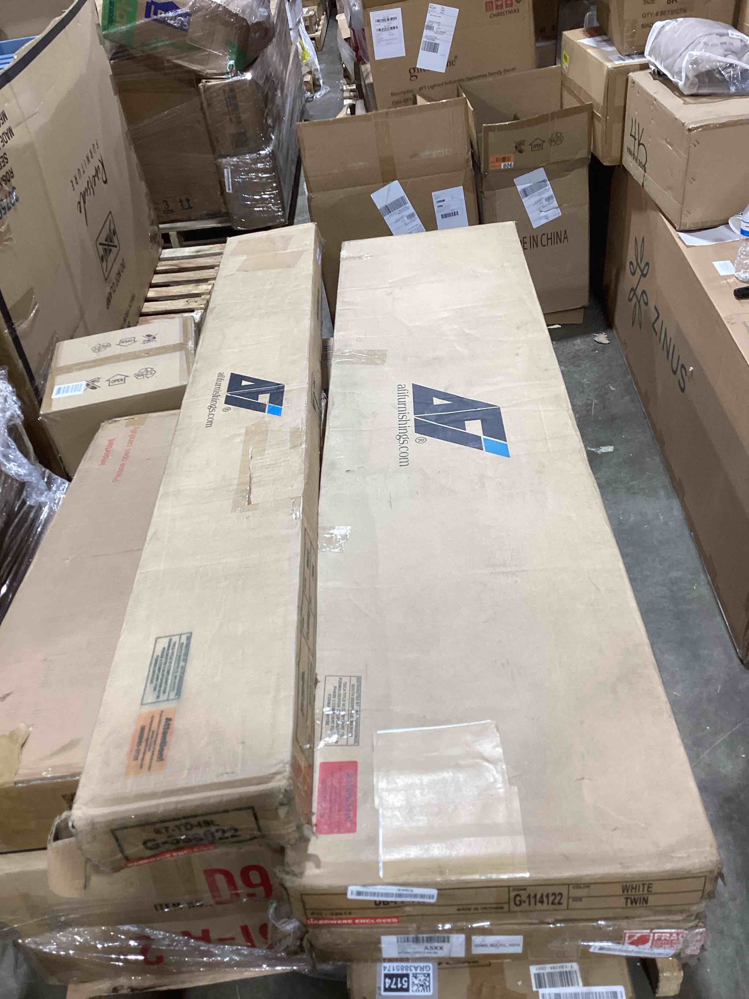 Condition photo showing Good Condition for twin trundle bed white - afi ( only 2 box pick up )