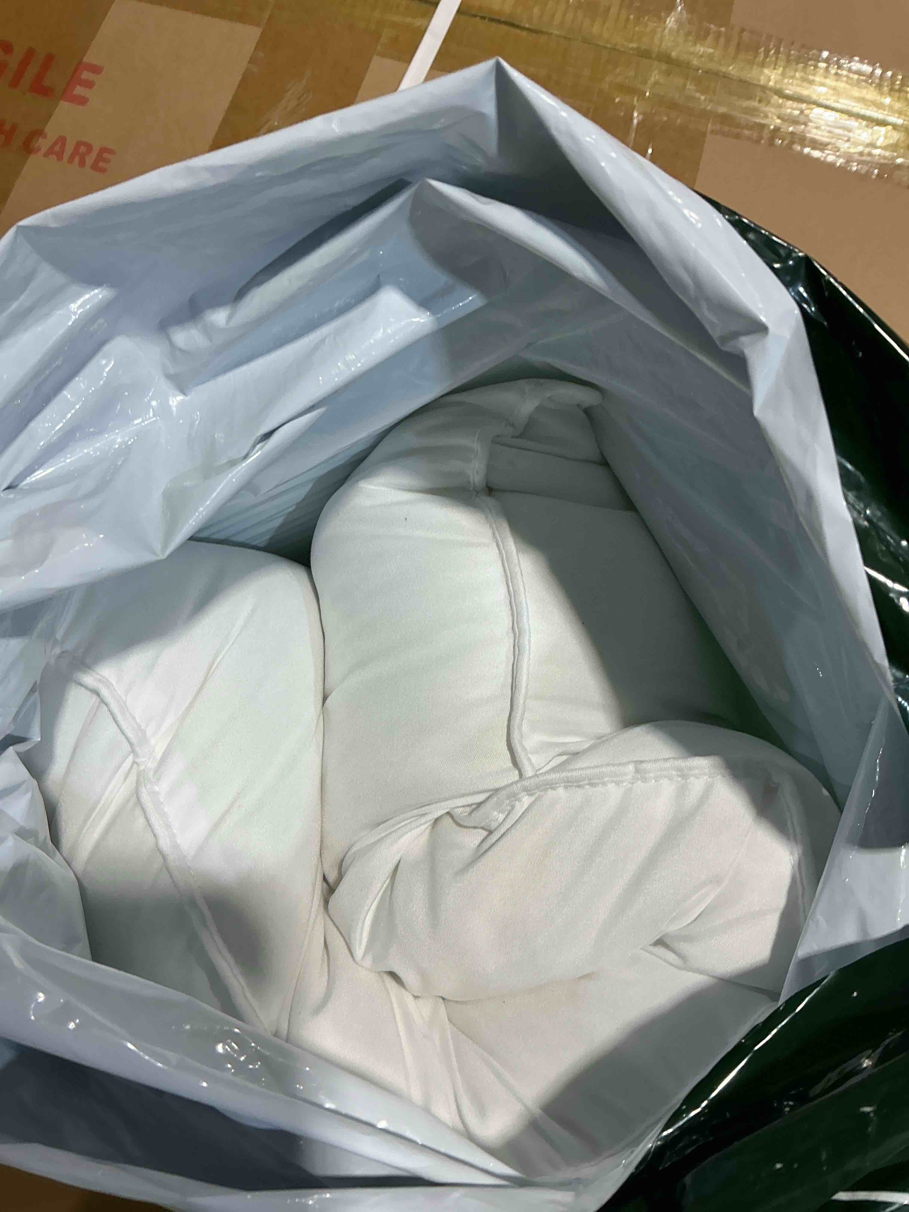 Condition photo showing Good Condition for sobel westex: hotel sobella side sleeper pillow | hotel & resort quality, 300 thread count 100% cotton casing, down alternative fill | hypoallergenic, maintains shape, plush (queen size)