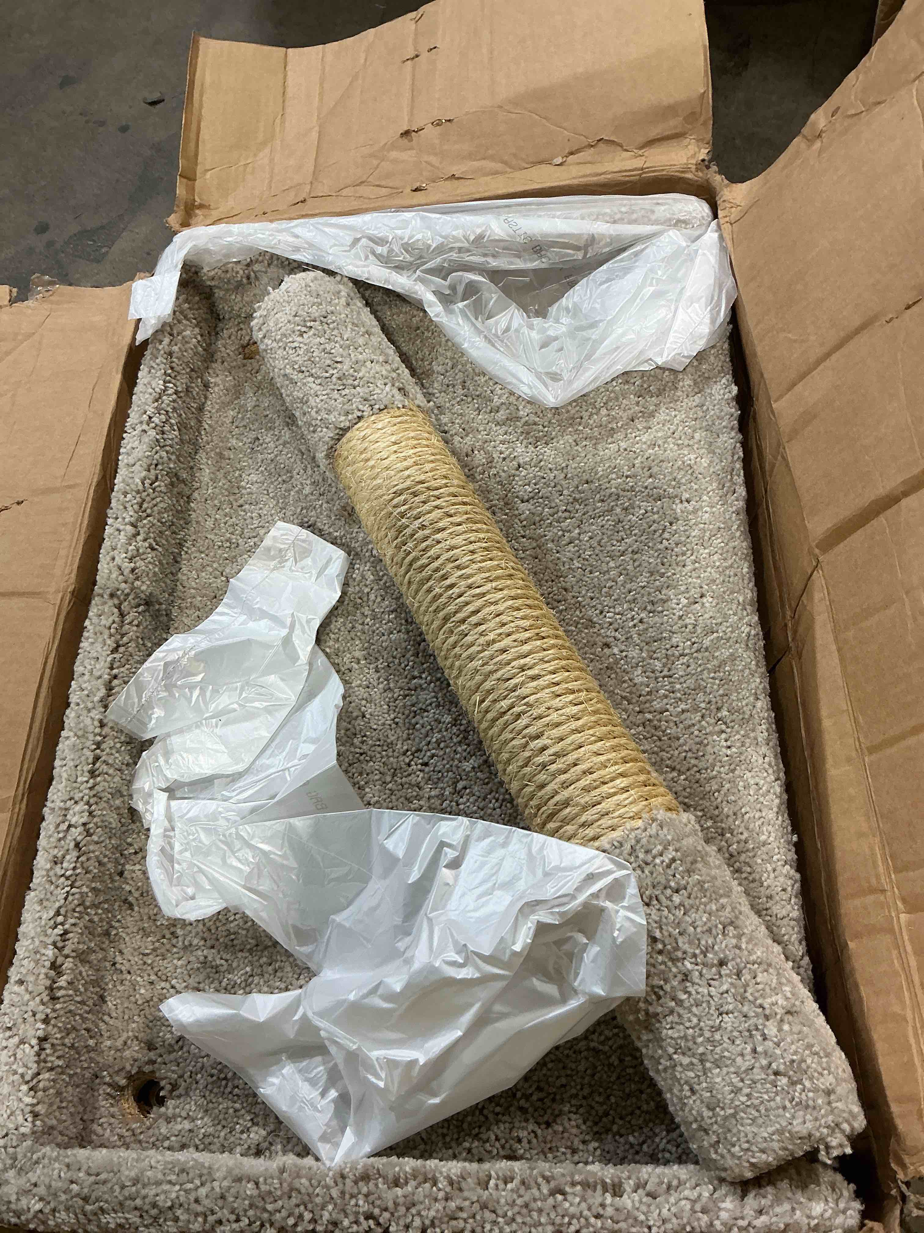Condition photo showing Good Condition for 56" extra large spacious cat tree