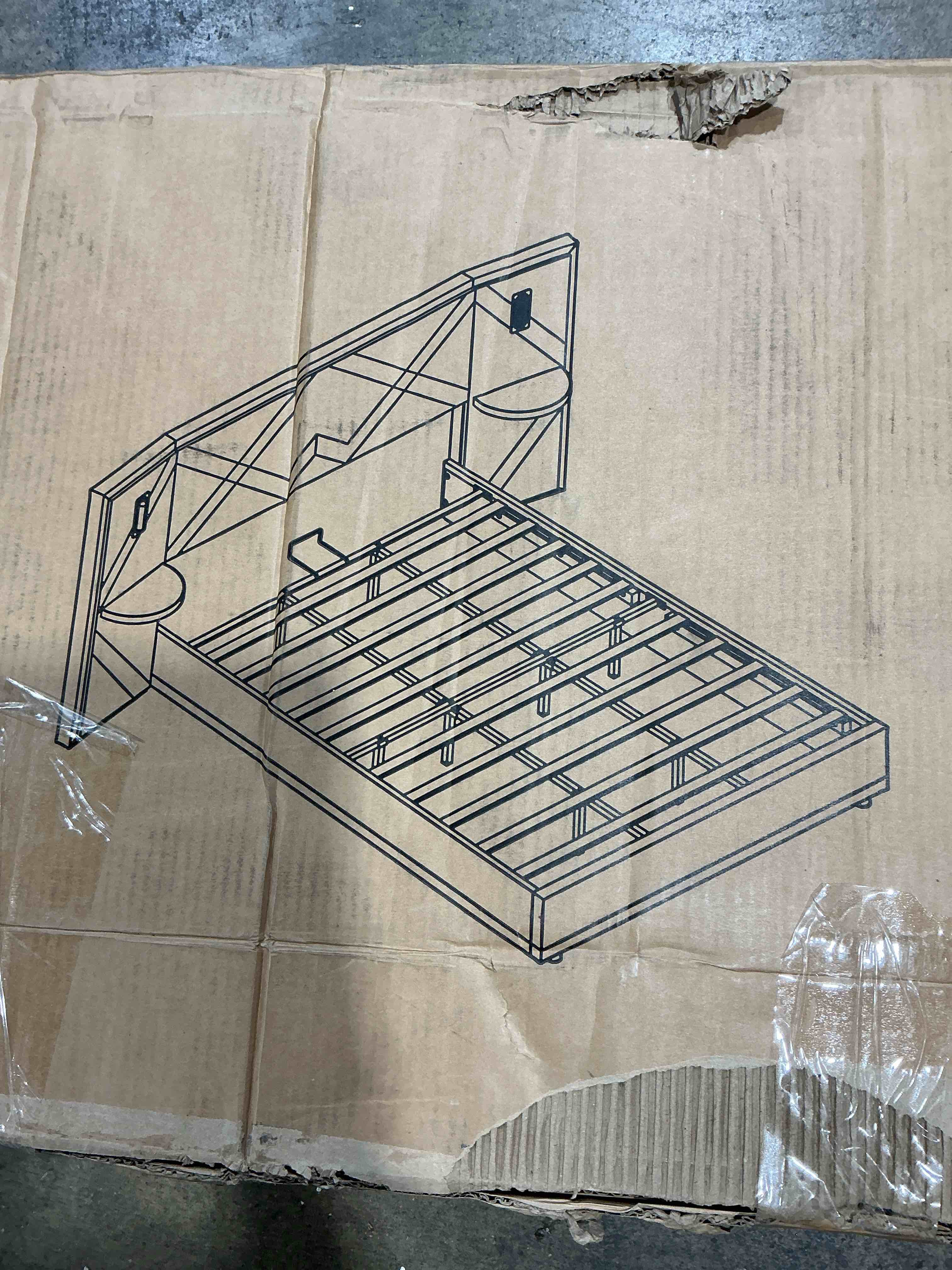 Condition photo showing Good Condition for upholstered bed n761p477880w box: 1 of 2 king