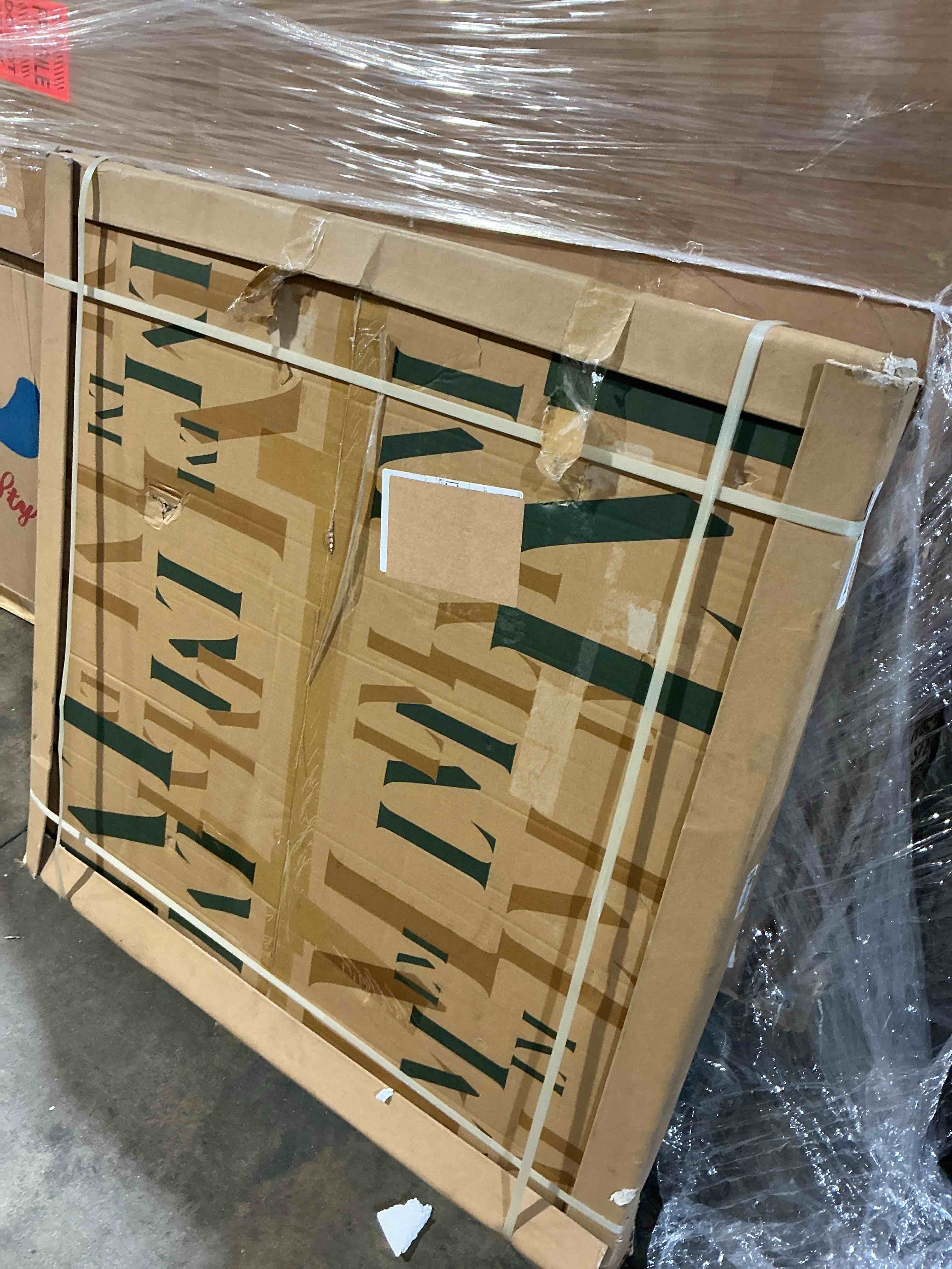 Condition photo showing Good Condition for 31.5" round coffee table, mid century modern fluted tambour coffee table, engineered wood small circle center table, drum accent modern living room table, black incomplete
