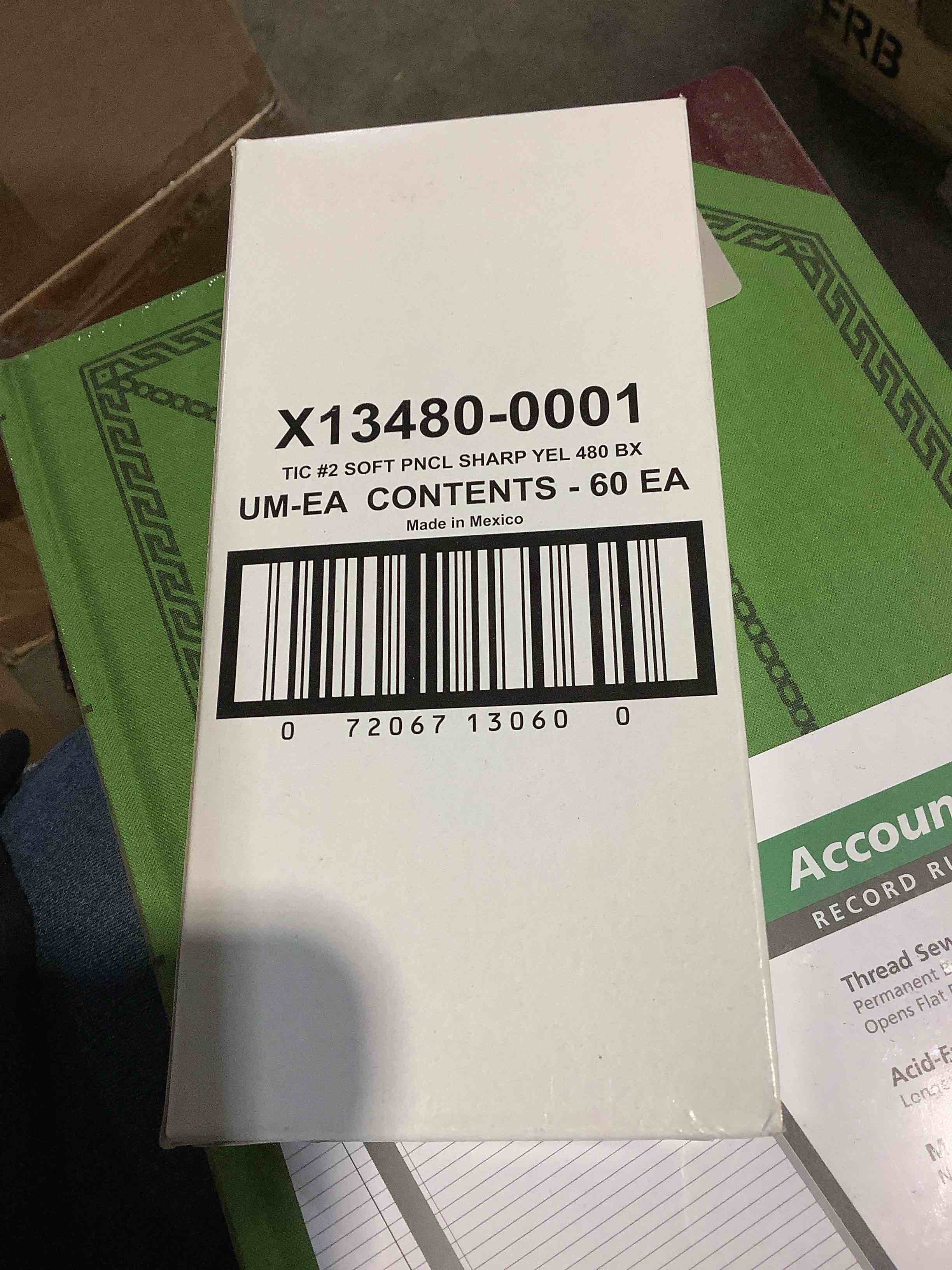 https://s3.amazonaws.com/lotting-images-prod/bidfta/GRA3886181_1780594868911.jpeg