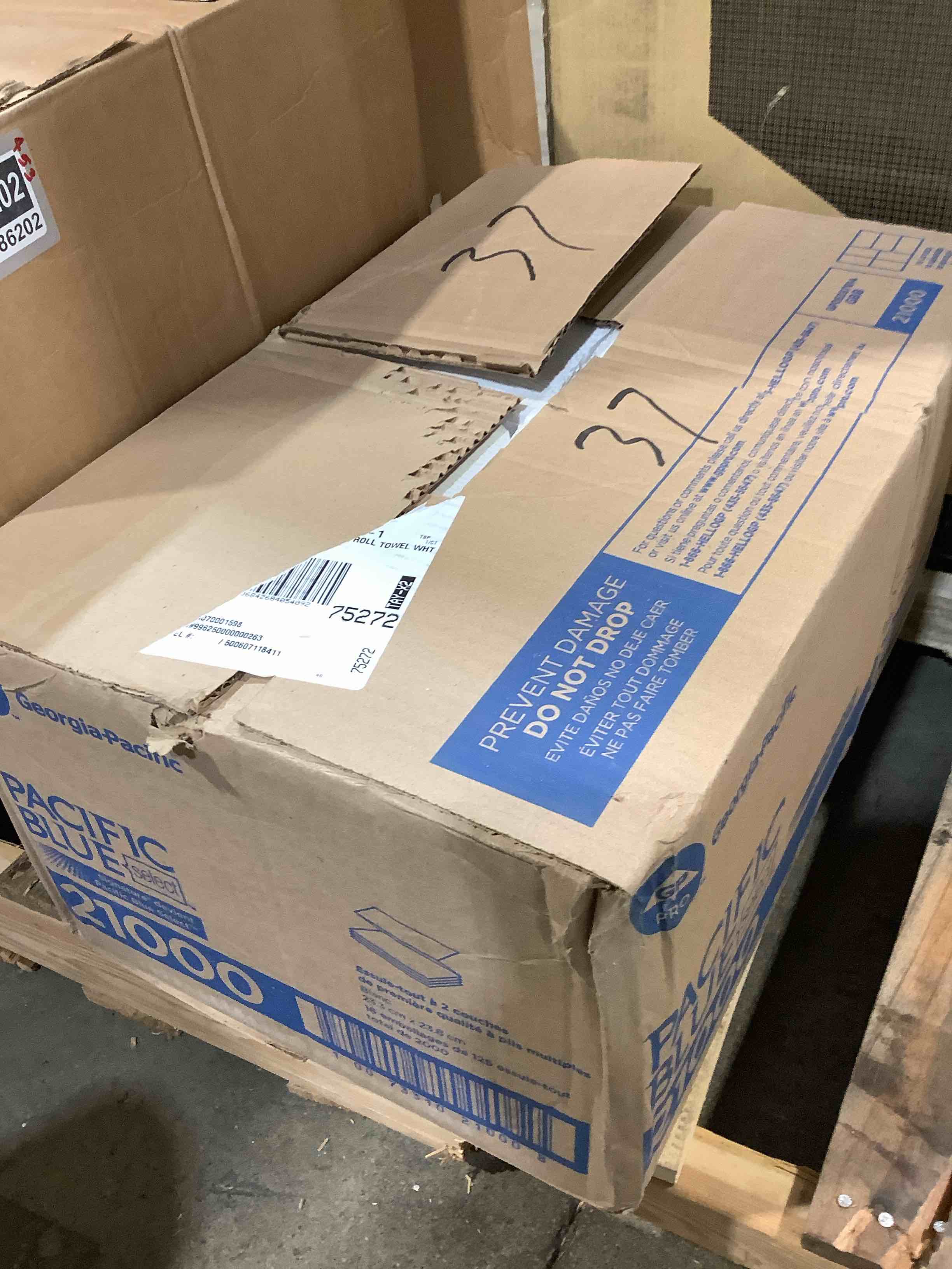 https://s3.amazonaws.com/lotting-images-prod/bidfta/GRA3886201_1780590909559.jpeg