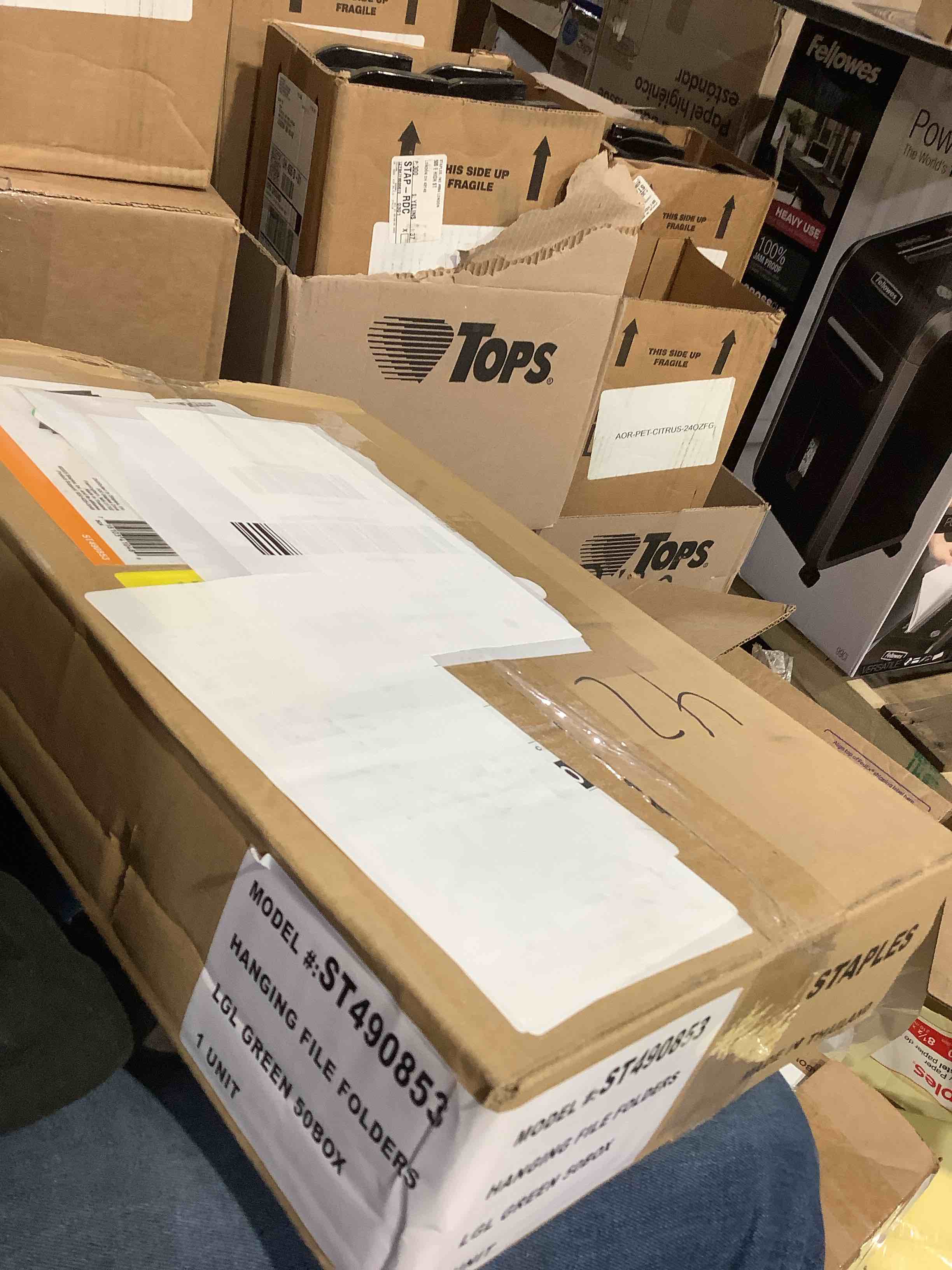 https://s3.amazonaws.com/lotting-images-prod/bidfta/GRA3886250_1780606608825.jpeg