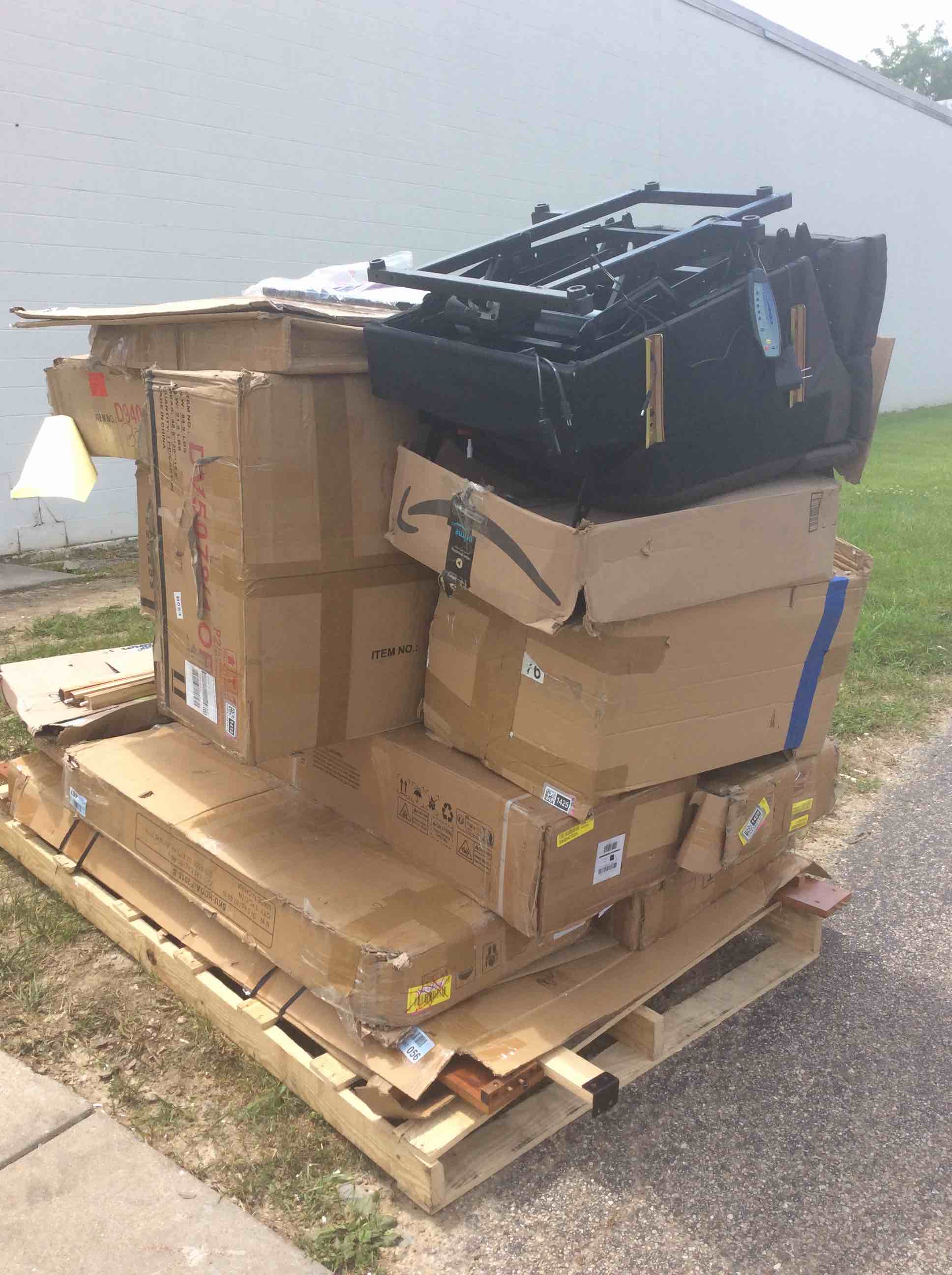 https://s3.amazonaws.com/lotting-images-prod/bidfta/GRA3886294_1780852879657.jpeg