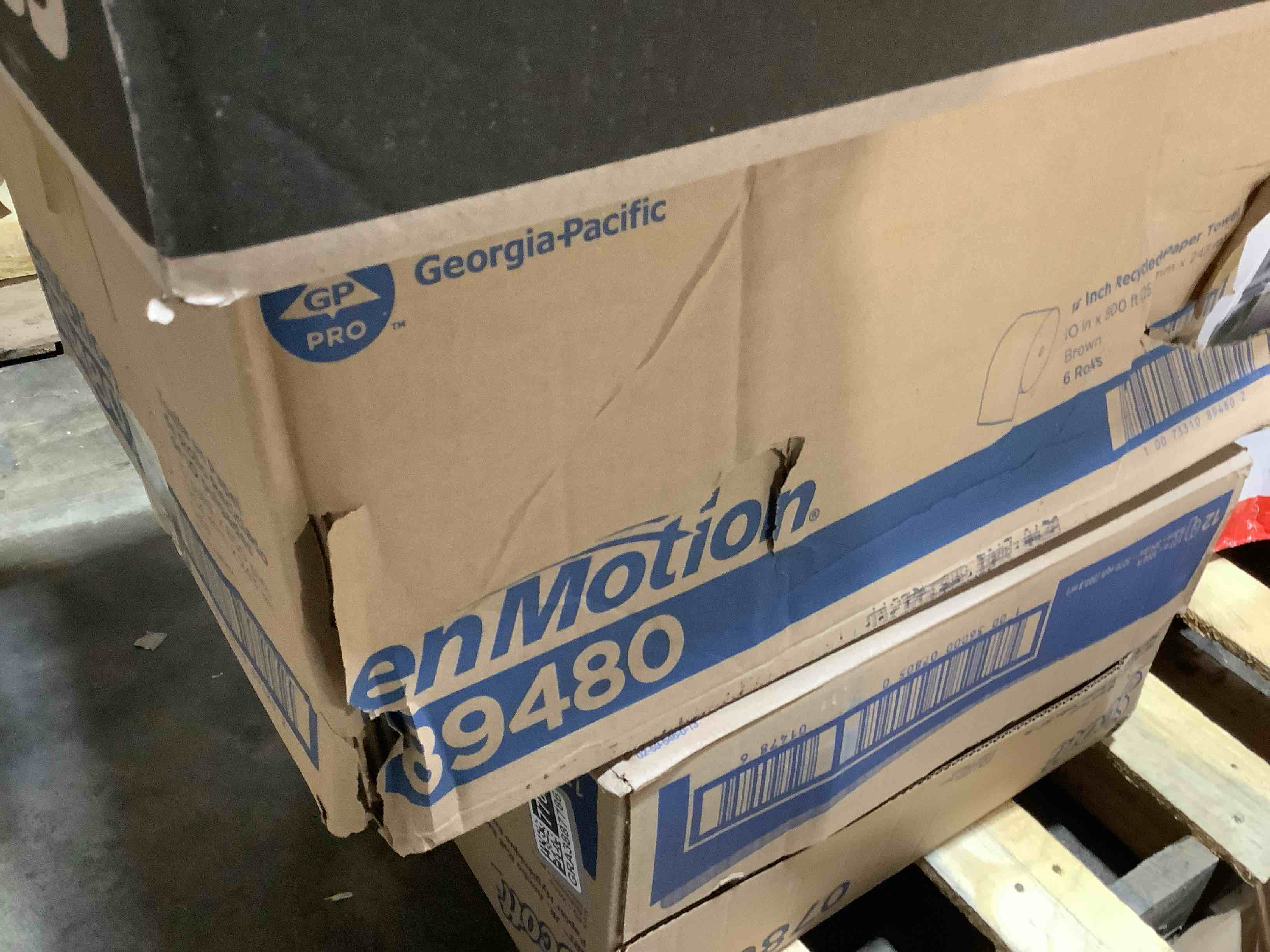 Condition photo showing New/Like New for gp pro high capacity roll towel brown 10 x 800ft 6 rolls/carton 89480