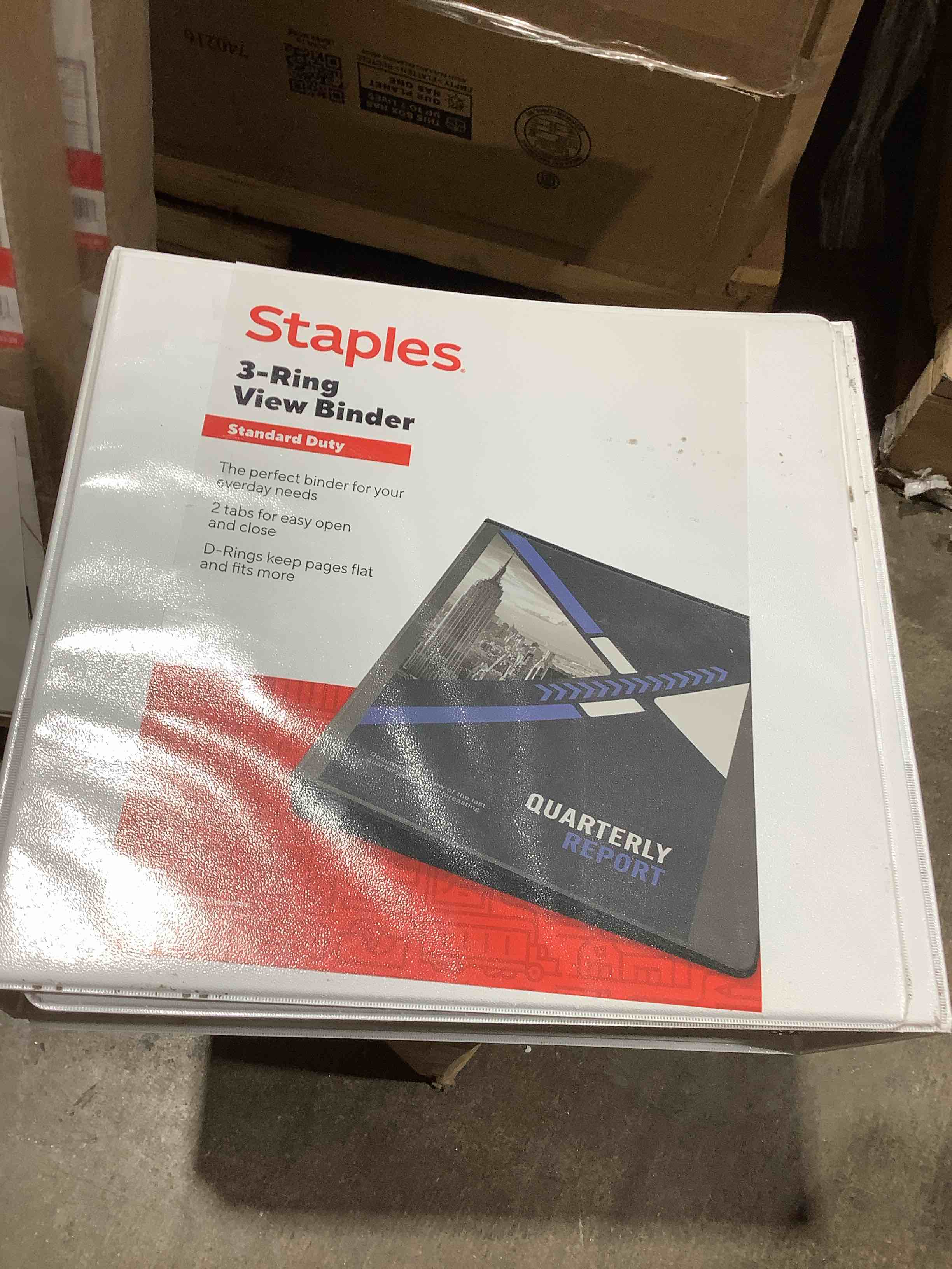 Condition photo showing Good Condition for staples standard 3" 3-ring view binder white (26450-cc) 82639, 2 count