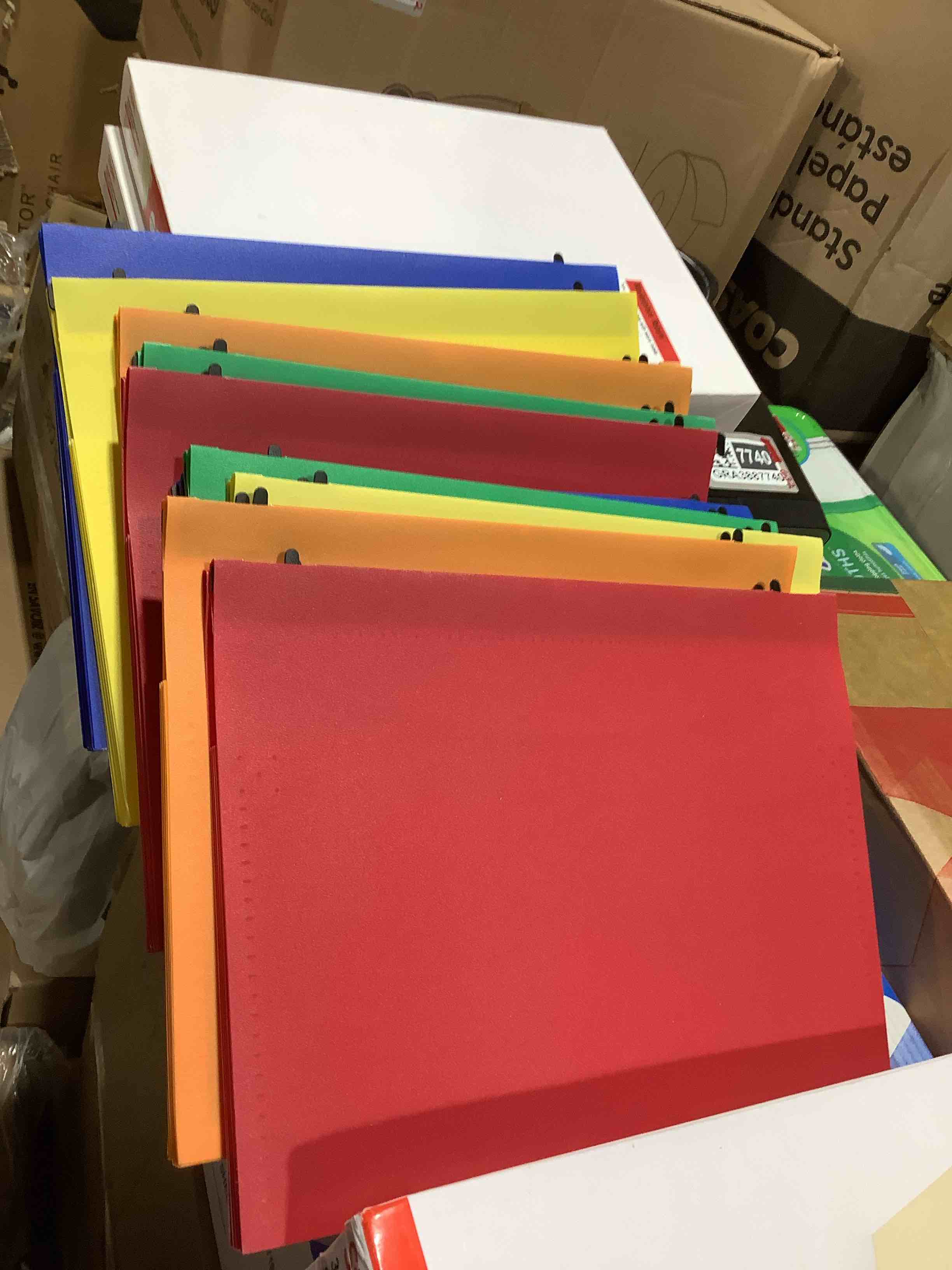 Condition photo showing Good Condition for staples multi color hanging plastic folders, 10 count