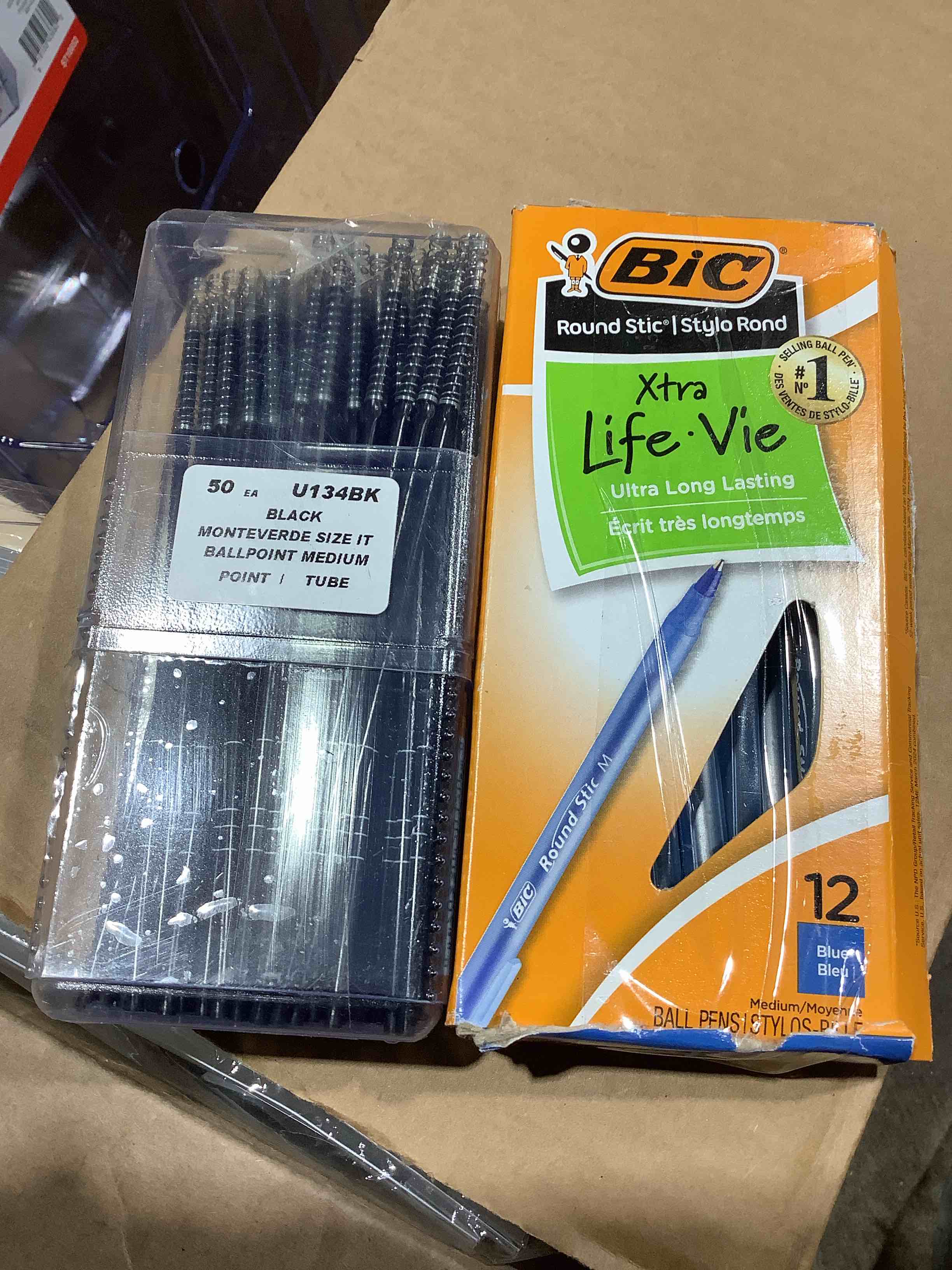 Condition photo showing Good Condition for bic round stic blue ink pens and black monteverdi size it ball point pens