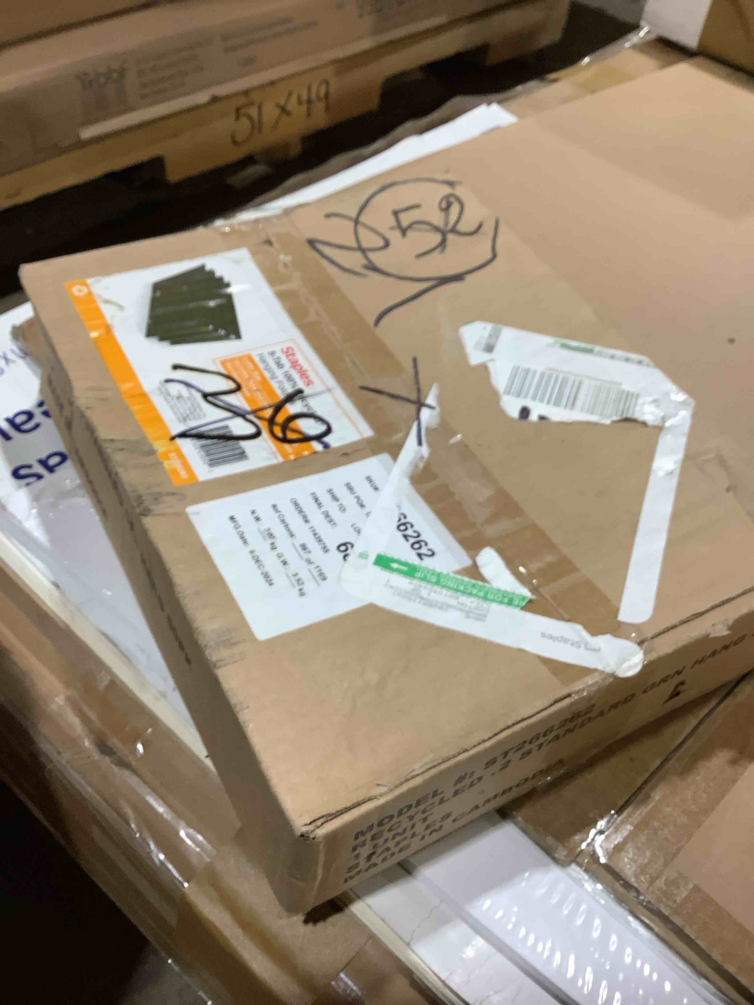 Condition photo showing New/Like New for staples 5 tab 100% recycled hanging folders