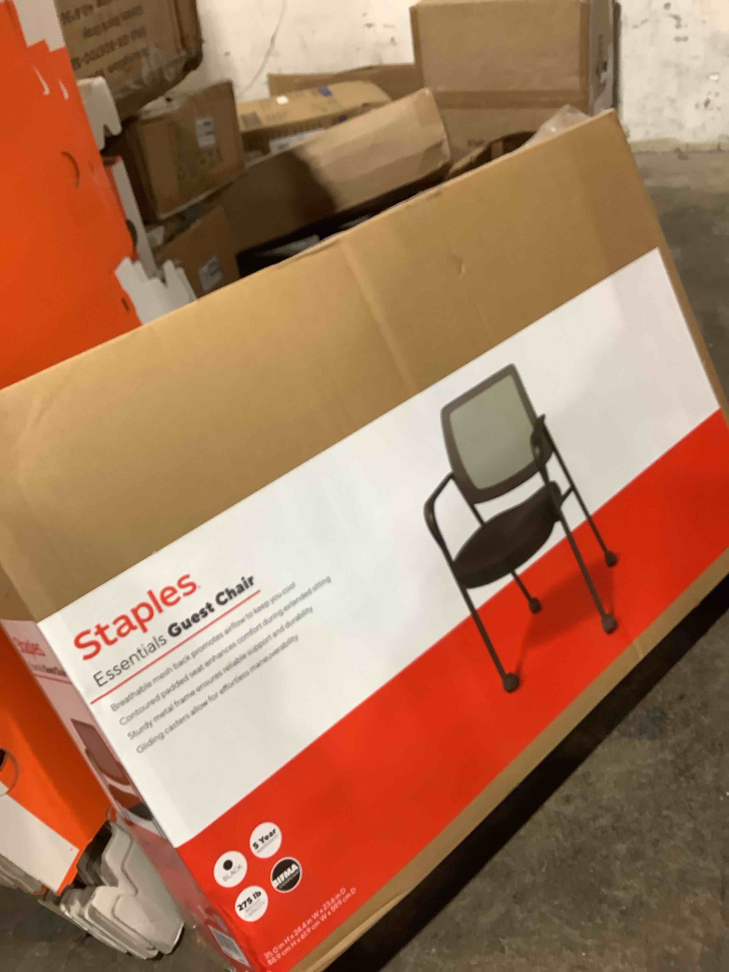Condition photo showing New/Like New for union & scale staples essentials mesh/fabric guest chair, black (un61297-cc)