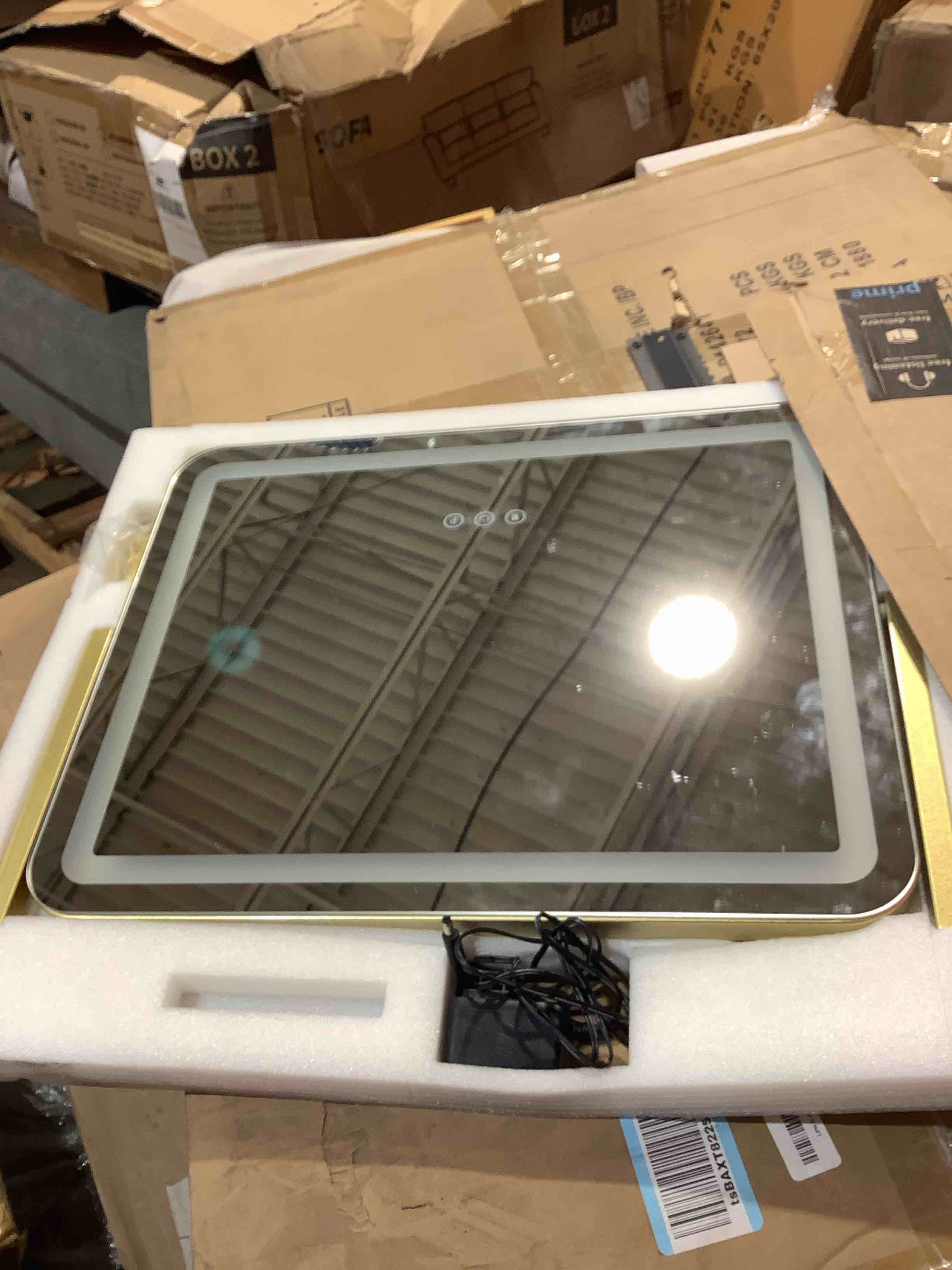 Condition photo showing Good Condition for fennio gold vanity mirror with lights 22"x19", led lighted makeup mirror, large makeup mirror, make up mirror with lighting,touch screen with 3-color lighting,dimmable,for vanity desk tabletop gold 22"l x 17"w