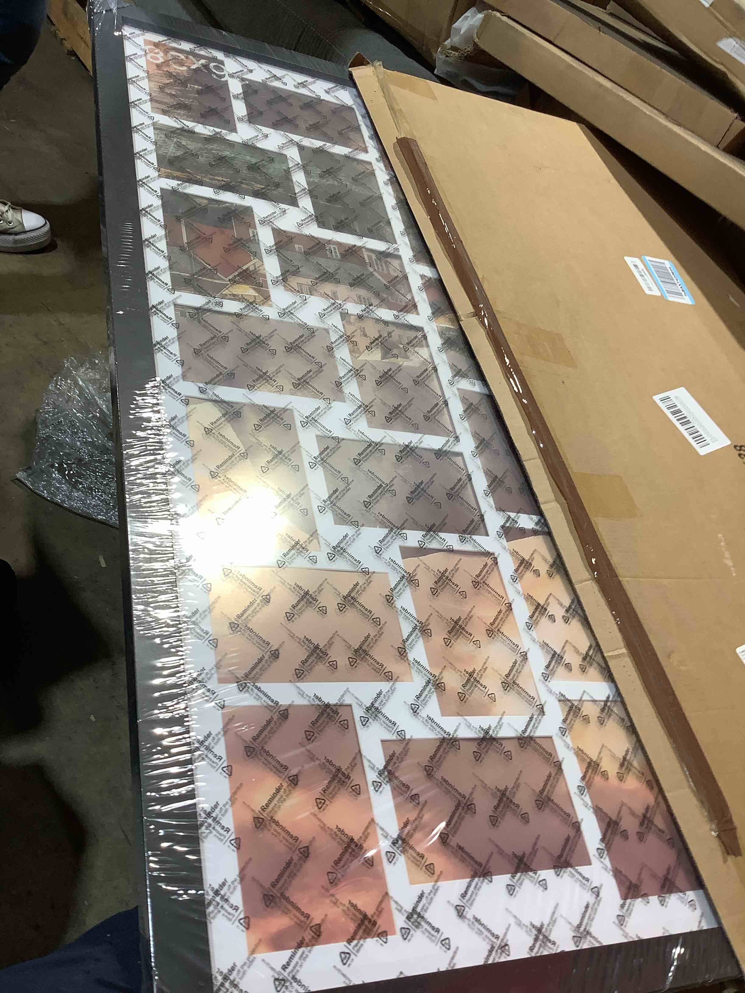 Condition photo showing New/Like New for 16x38 collage picture frame 4x6 collage frame displays twenty 4x6 inch photos available horizontal wall mounting display and vertical black black 16x38?4x6 opening?