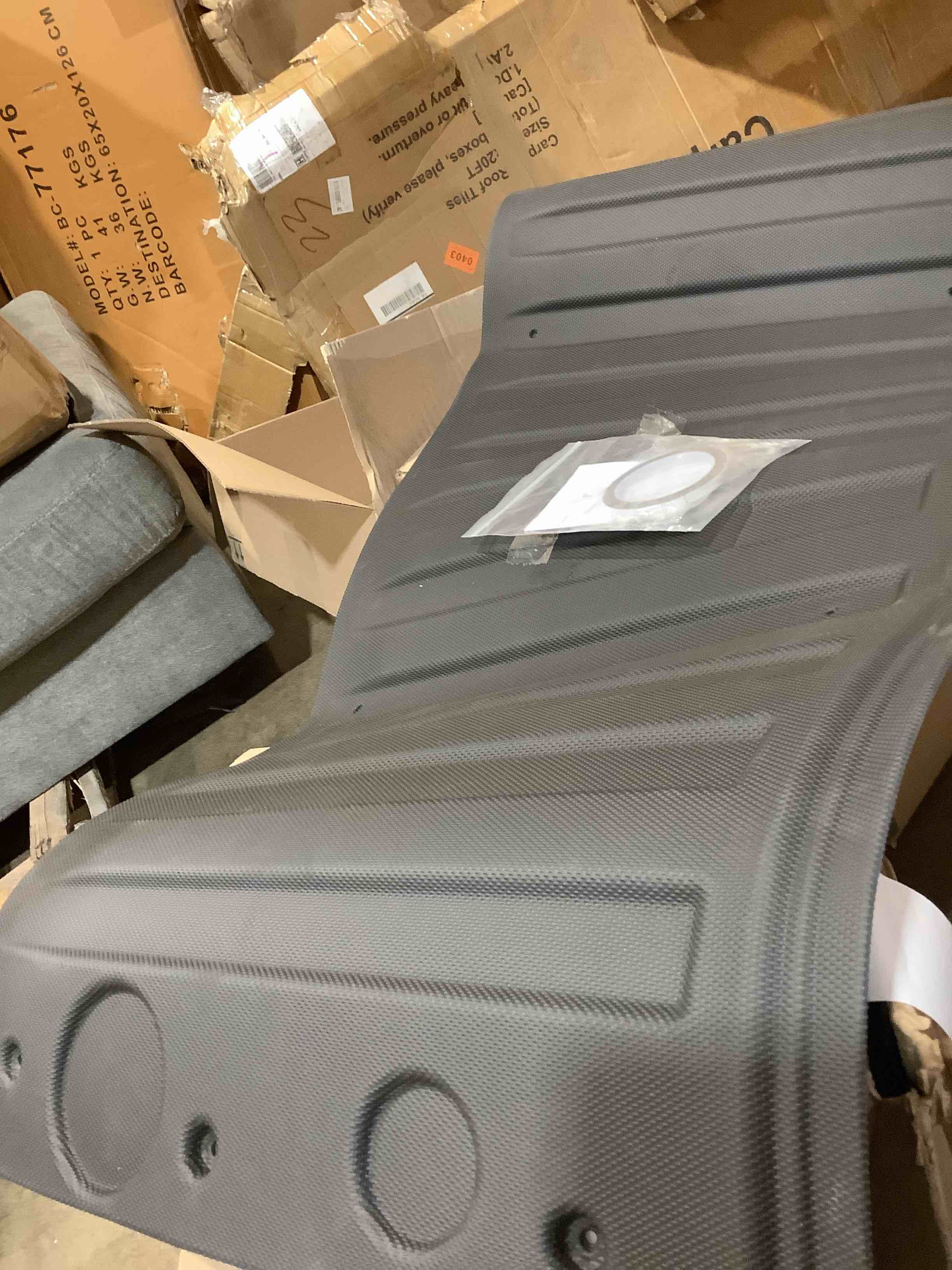 Condition photo showing Good Condition for tailgate mat liner 