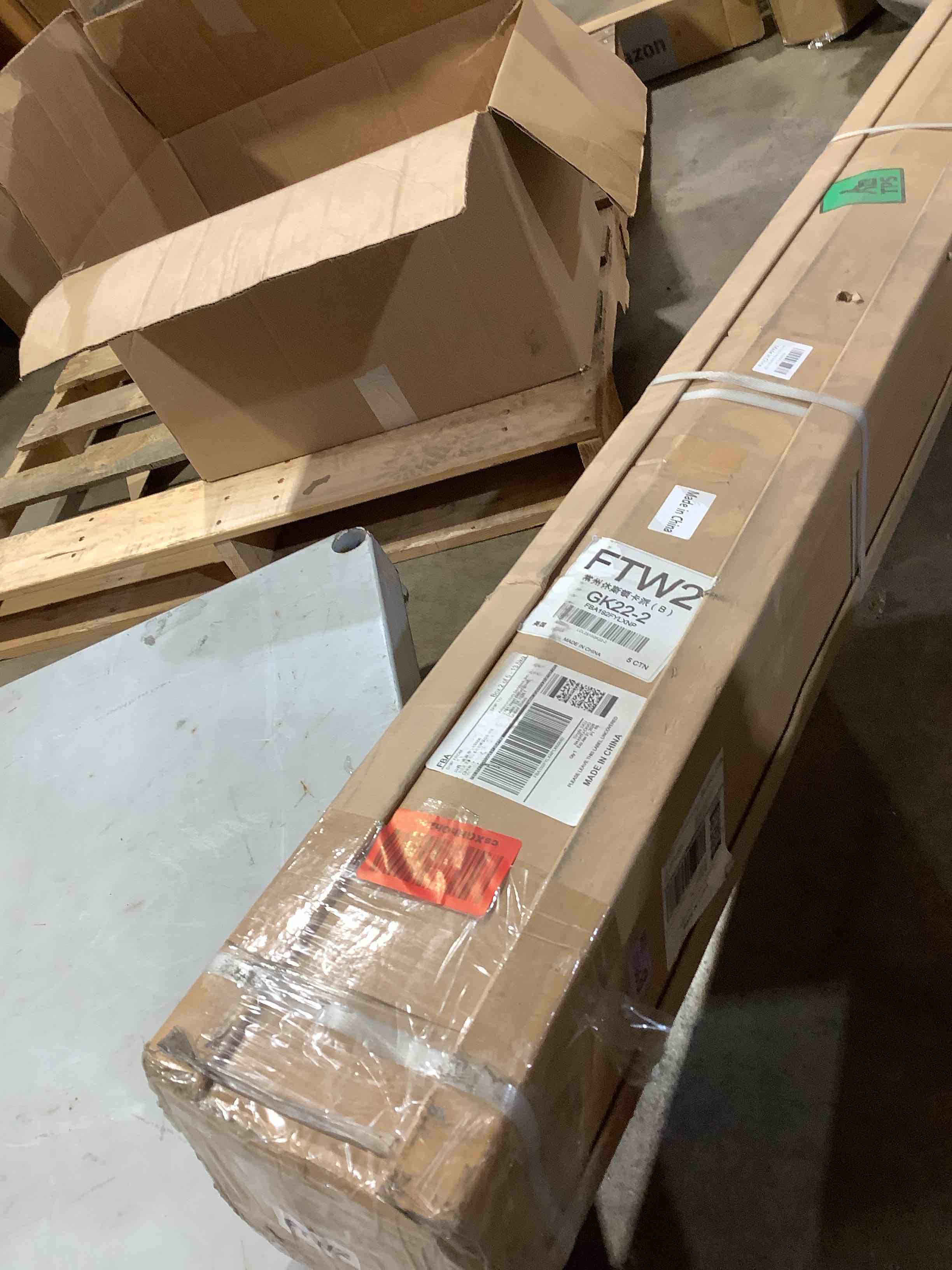 https://s3.amazonaws.com/lotting-images-prod/bidfta/GRA3889632_1781629155129.jpeg