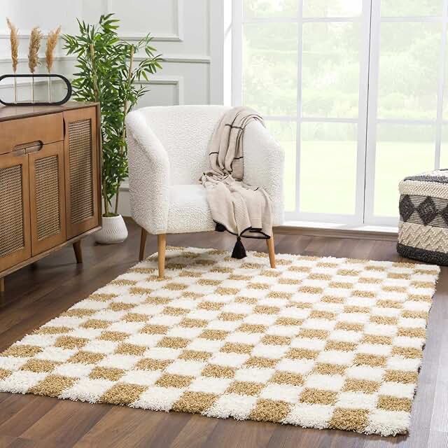 Urban 5' x 7'2" Yellow Beige Checkered Rug