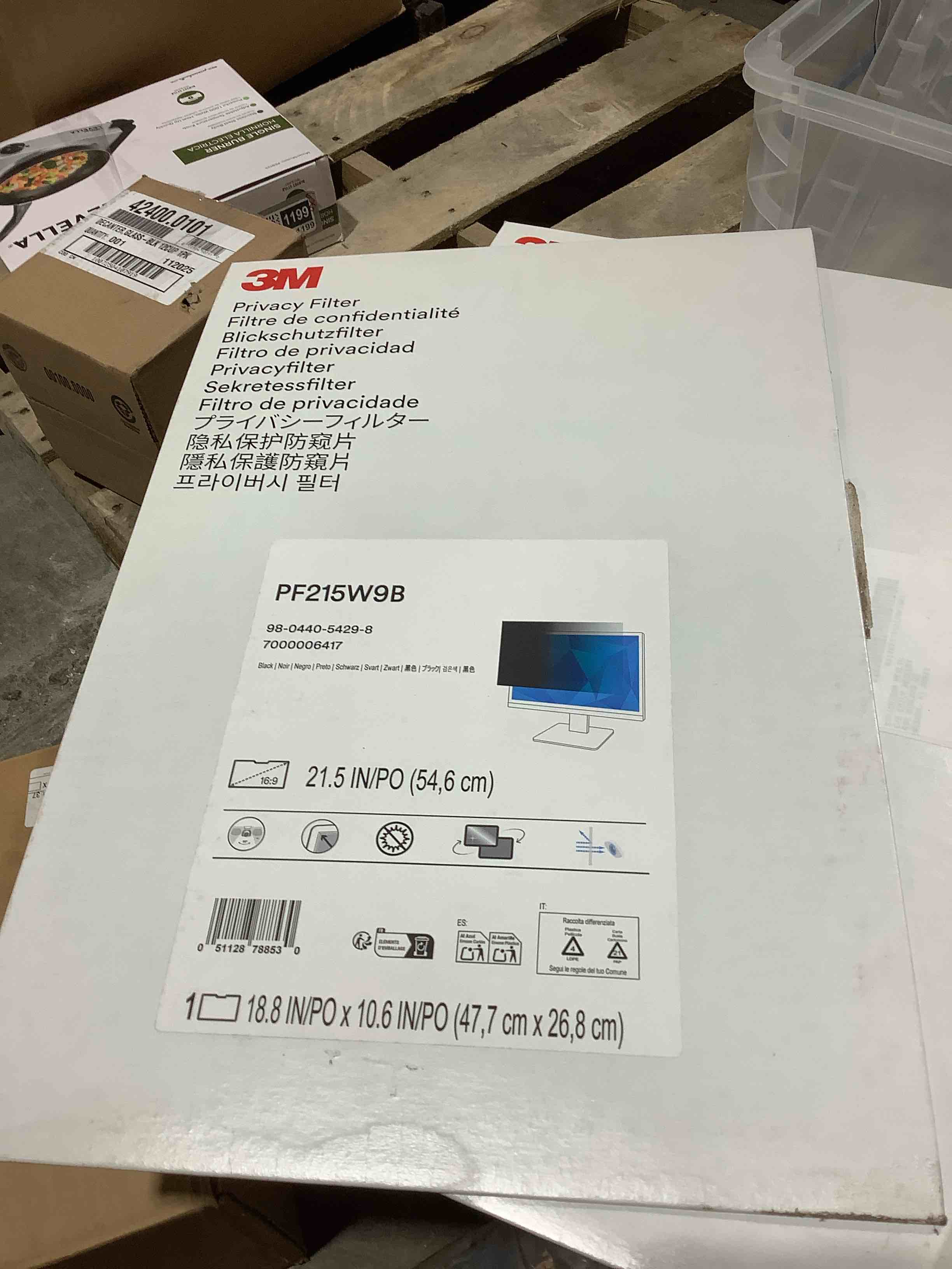 Condition photo showing New/Like New for 3m pf215w9b 16:9 frameless blackout privacy filter for 21.5 in. widescreen monitor - black